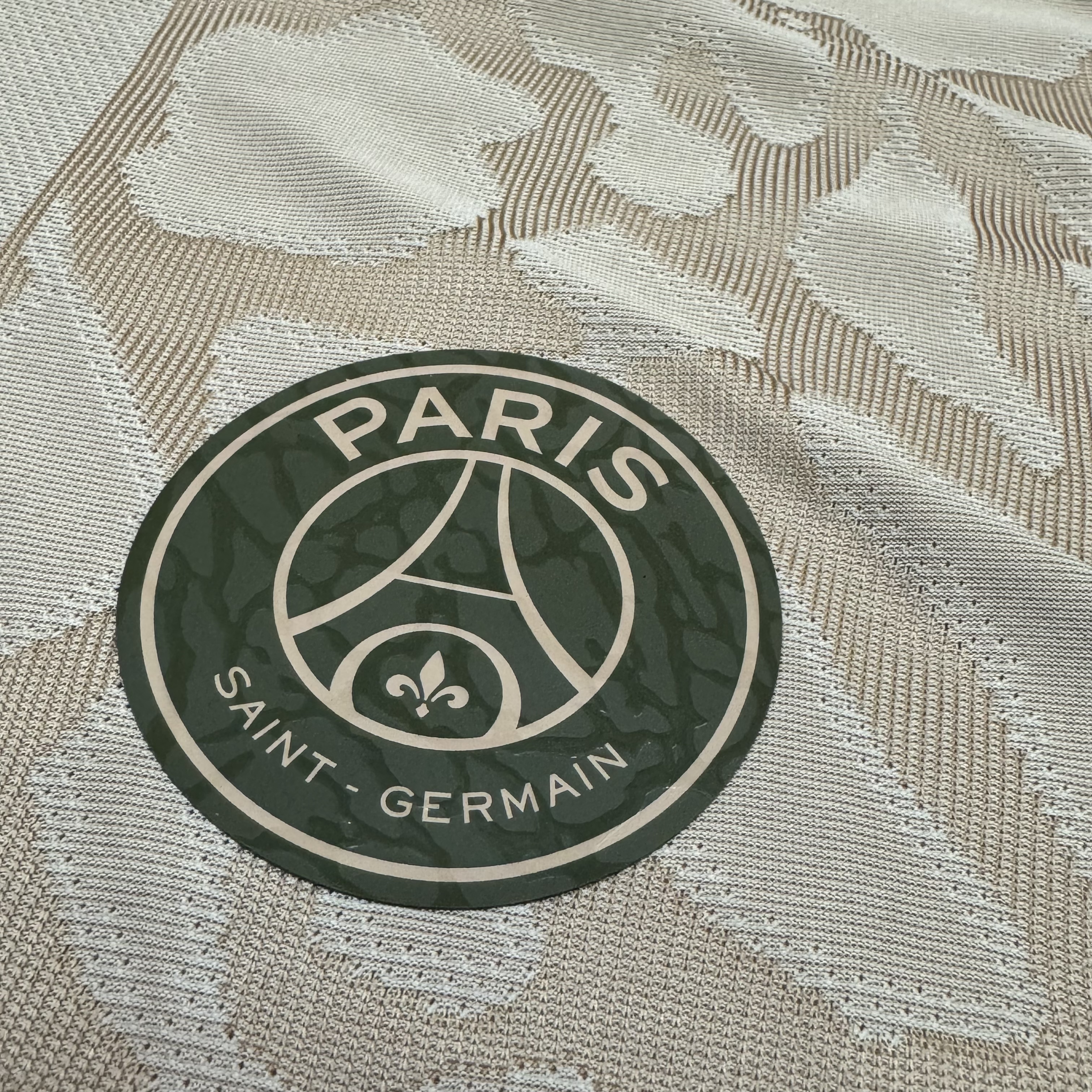 PSG 23/24 player issue fourth shirt #7 Mbappe (bnwt)