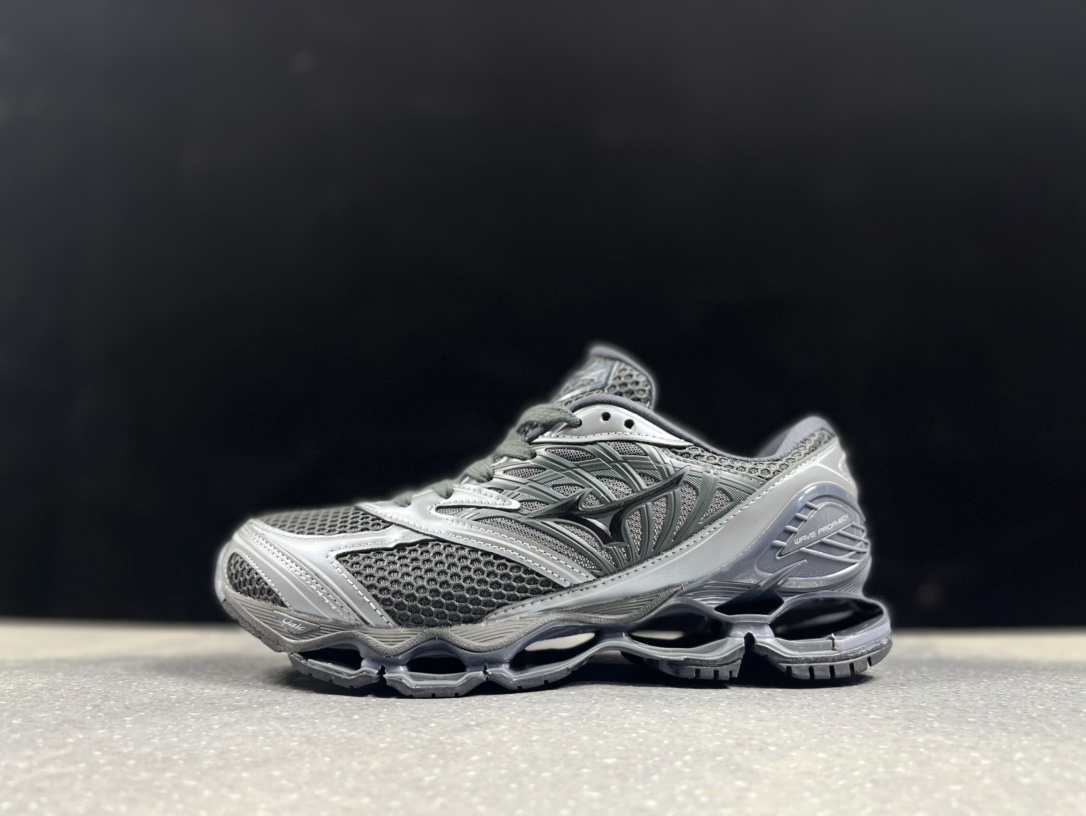 Mizuno Wave Prophecy LS 