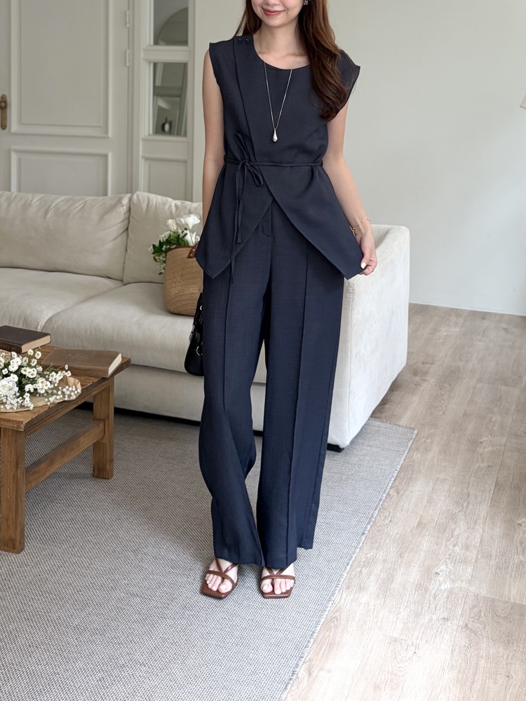 The Fine Linen Summer Set (Navy)