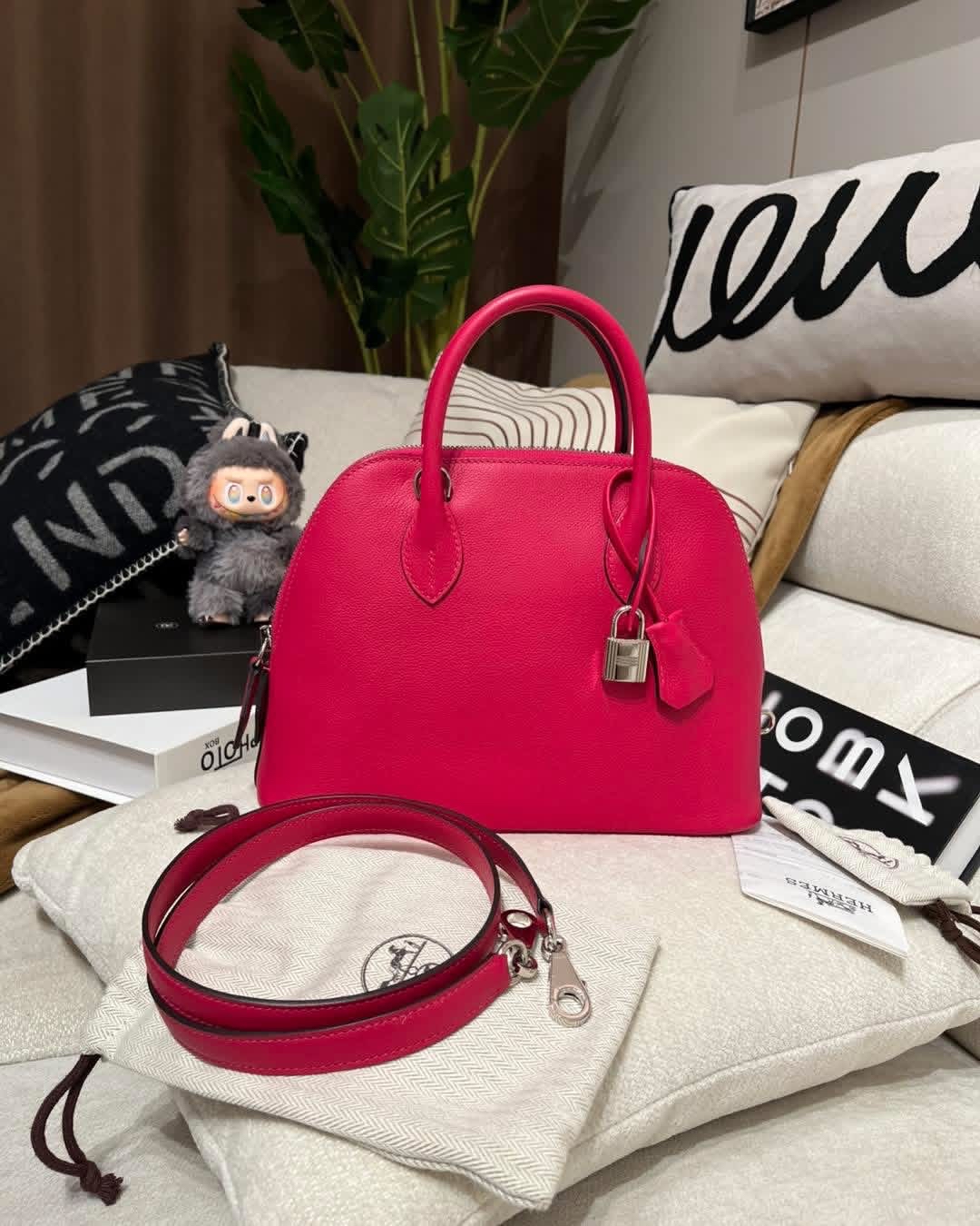 Hermes bolide 25,STAMP Z FRAMBOISE/ROUGE  100%Authentic,98%new ✅專門店收據✅Key Lock✅塵袋✅box 