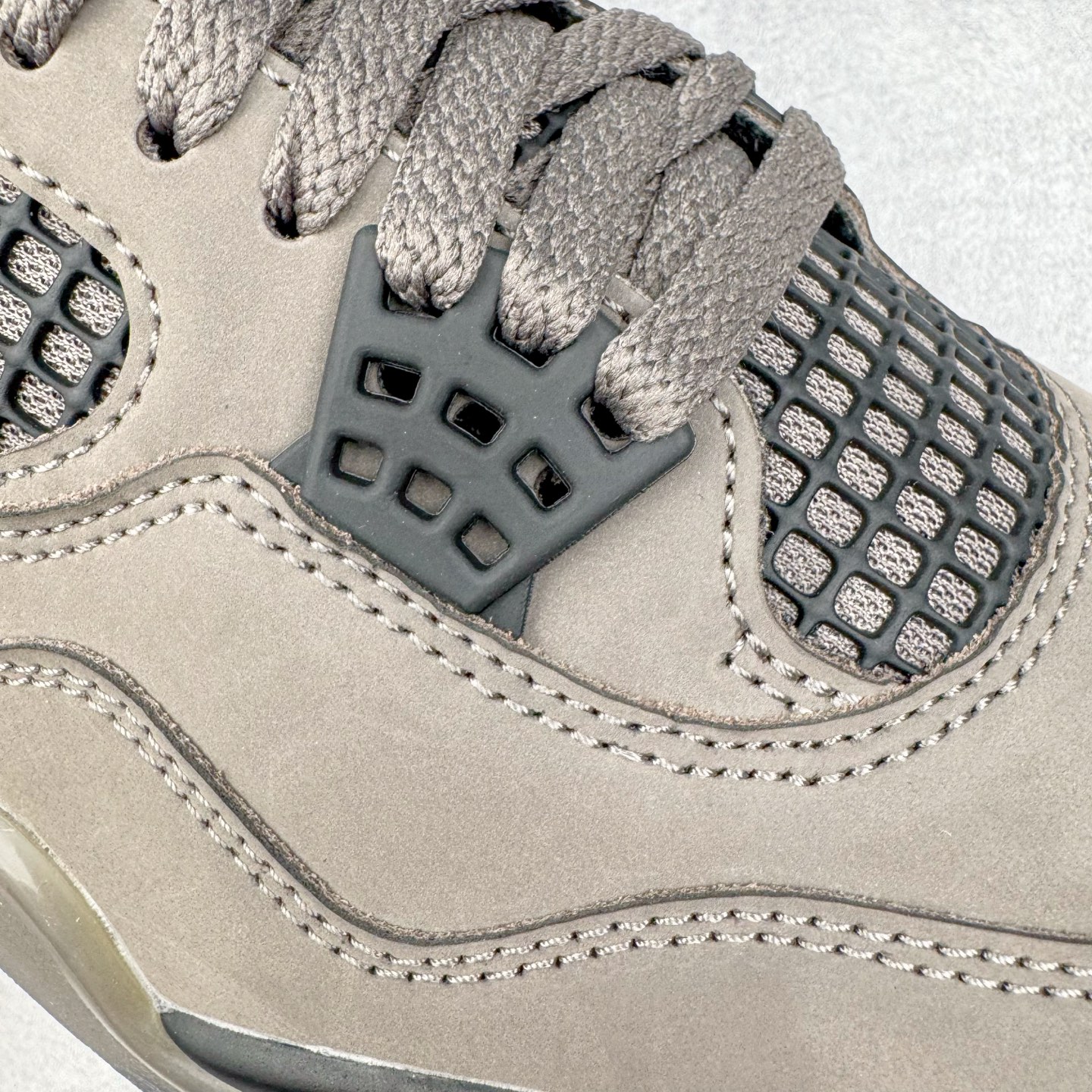 Air Jordan 4 Retro 'Cave Stone' FV5029-200