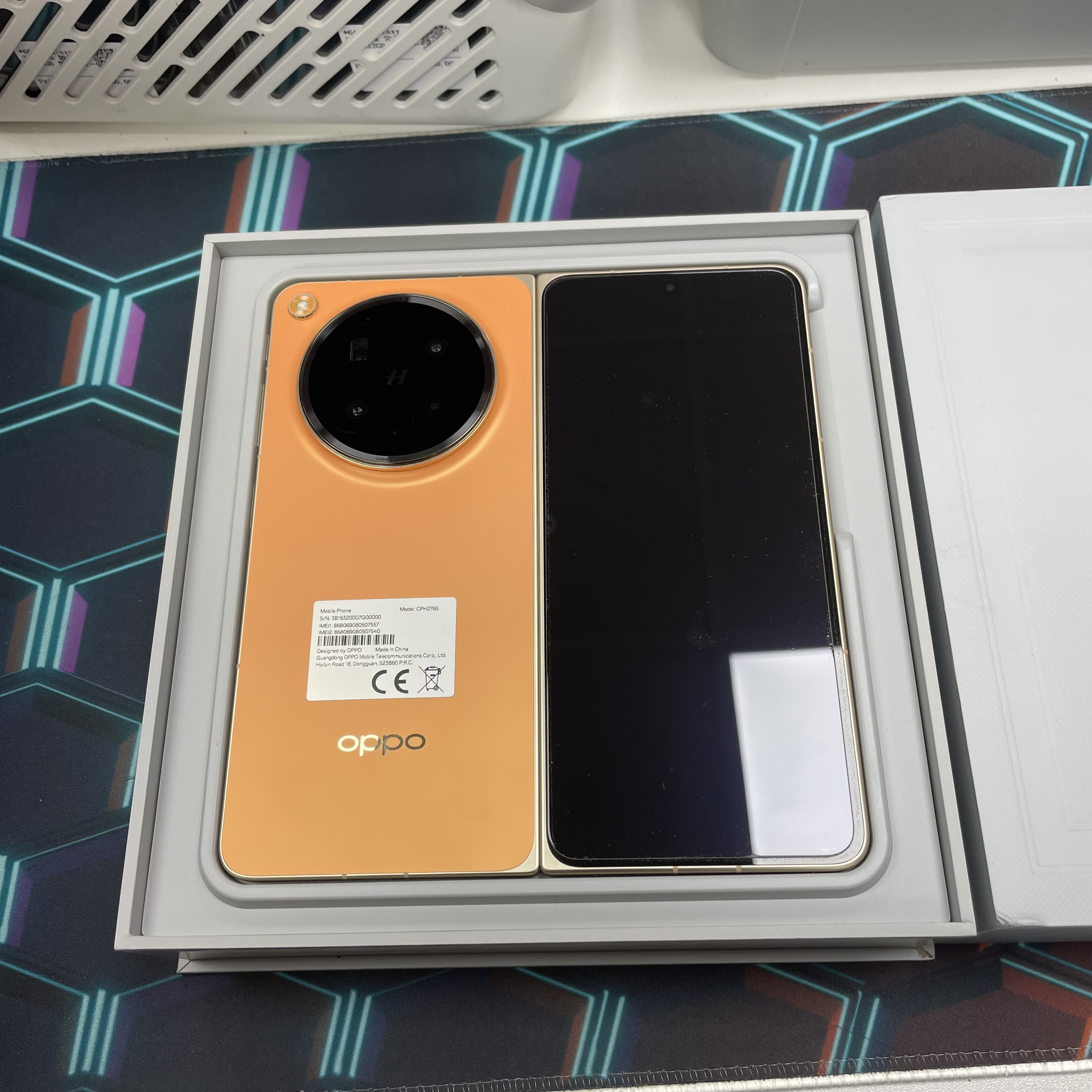 *6569 Oppo Find N6 完美機 16+512GB 橙色 orange