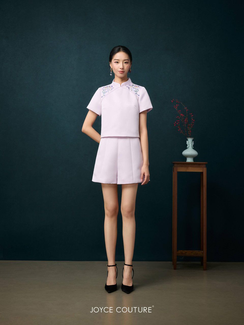 兰花刺绣假两件式连身裤 D0359