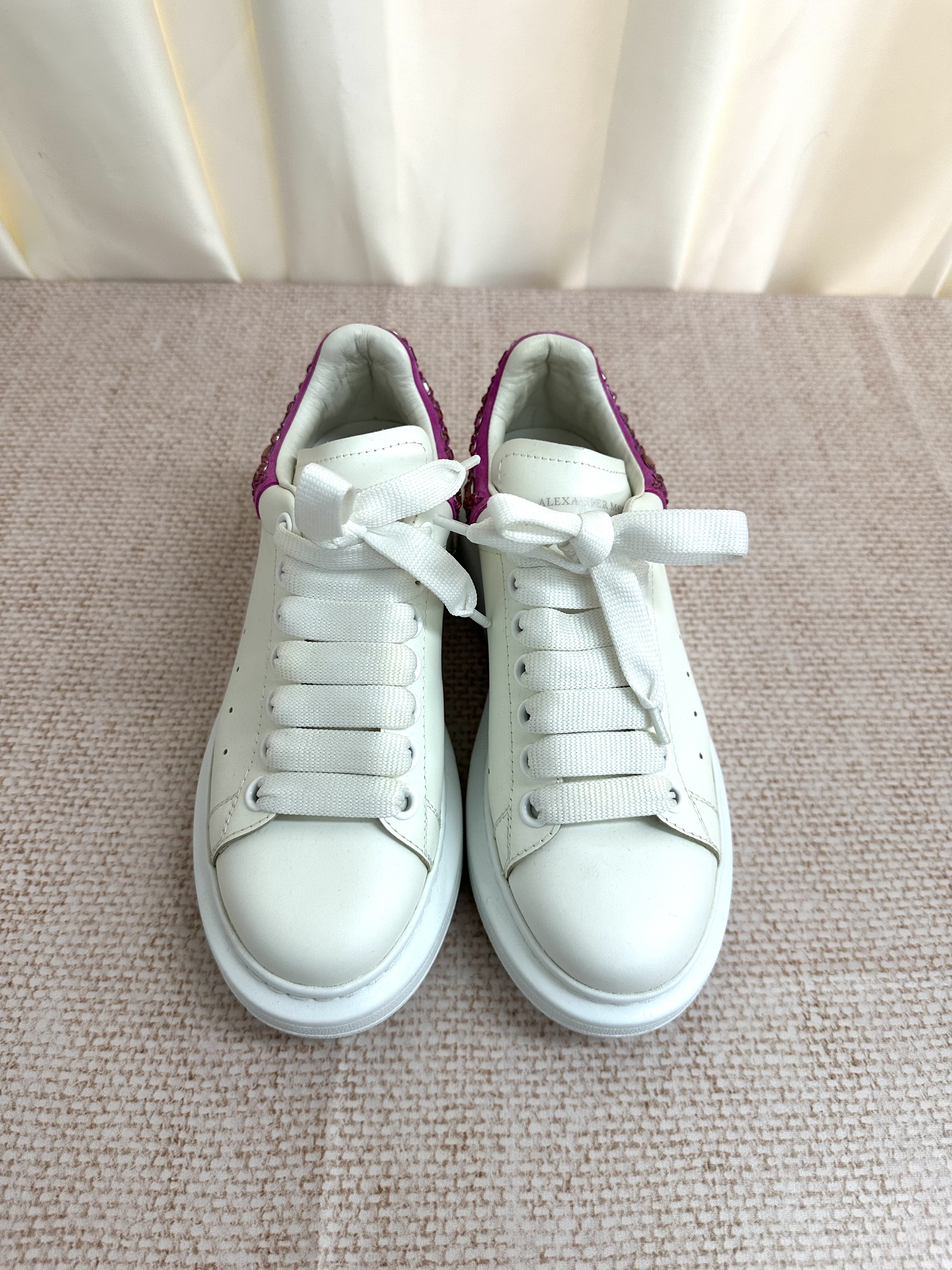 Pre-Owned  Alexander McQueen Pink Crystal Sneakers / Product Code: 26040721