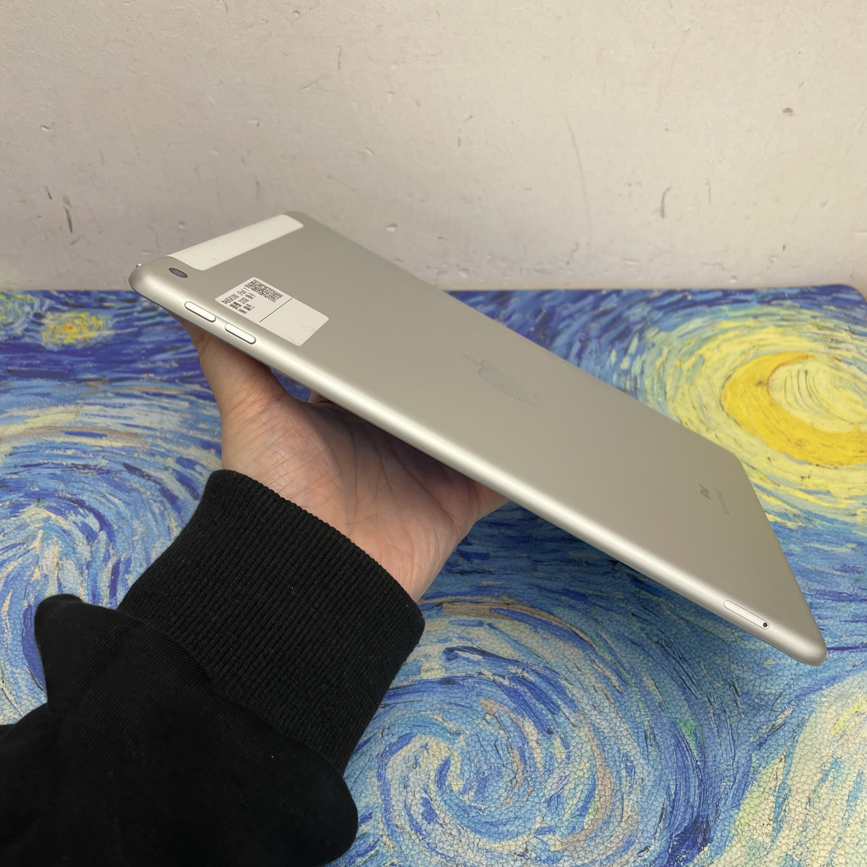 *4858100 iPad 7 靚機 32GB 插卡版 銀色 sliver