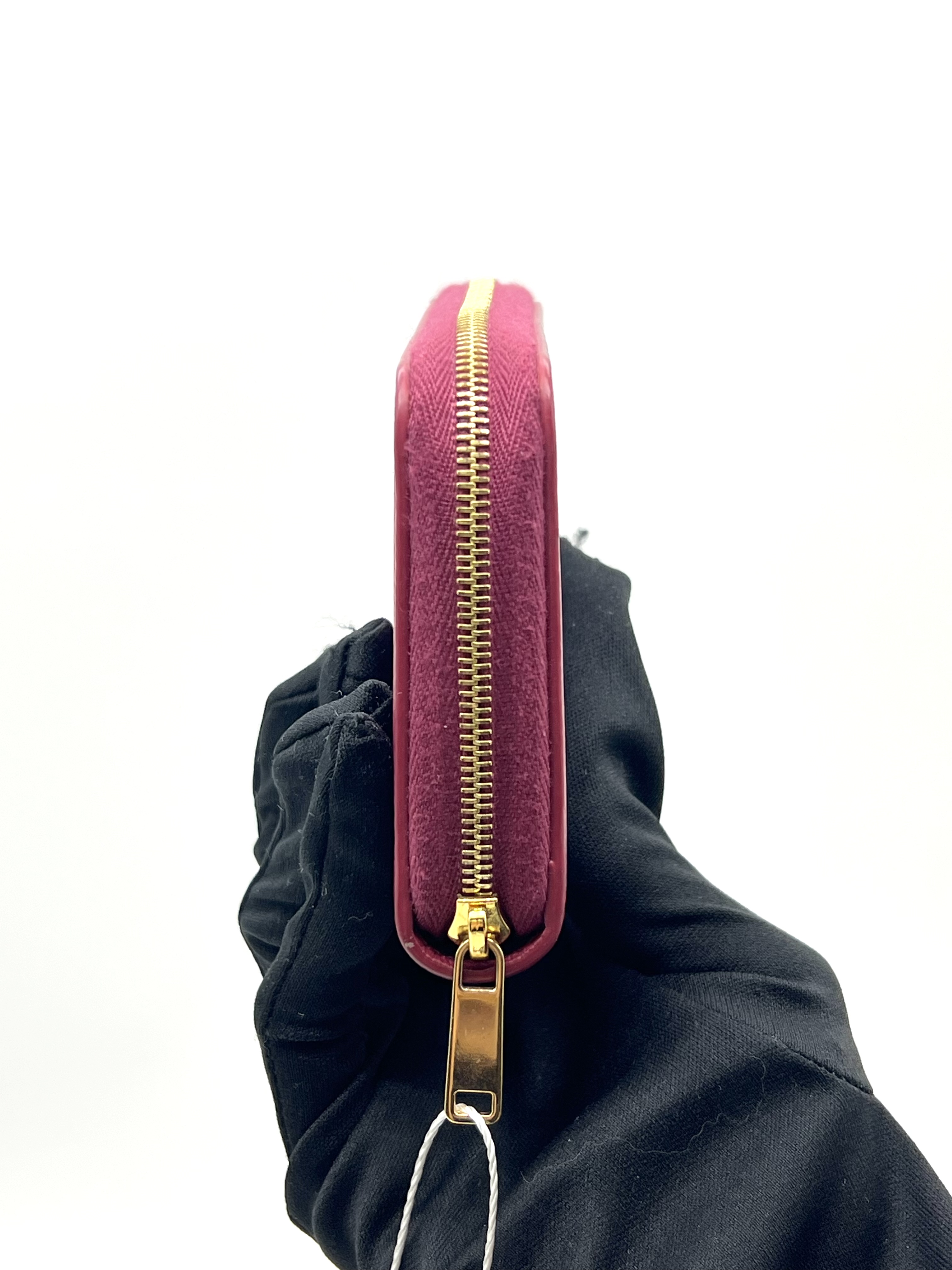 Pre-Owned CELINE Compact Zipped Wallet / Product Code: 26051020