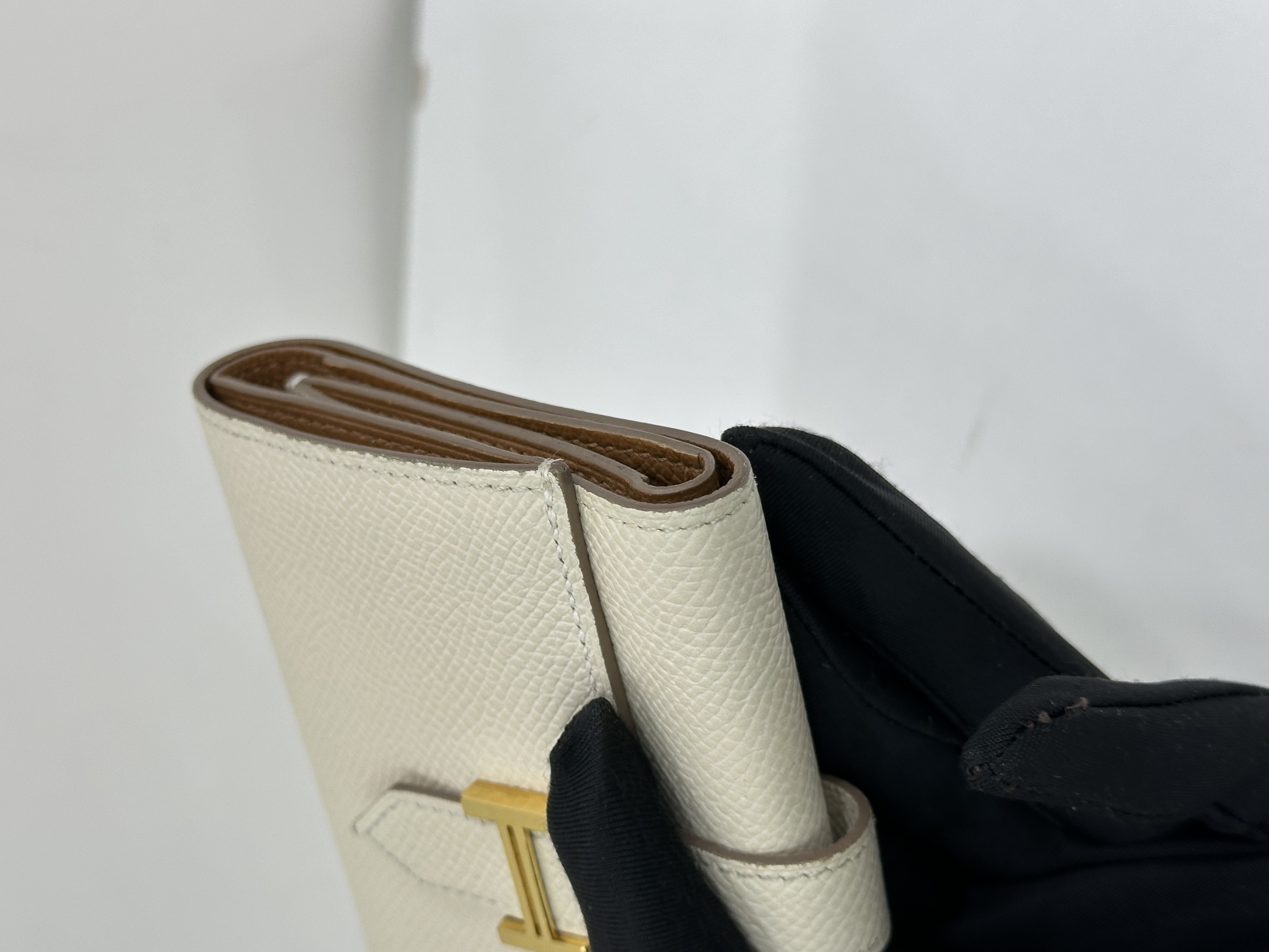 直播貨品 |  [1個-$100 2個-$300]stamp b / GG03