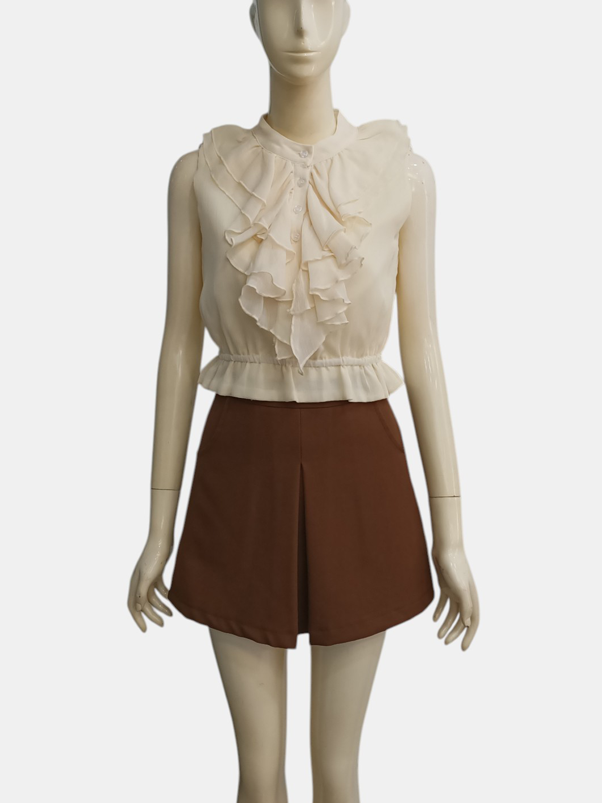 Minimal 3D Ruffle Top M224