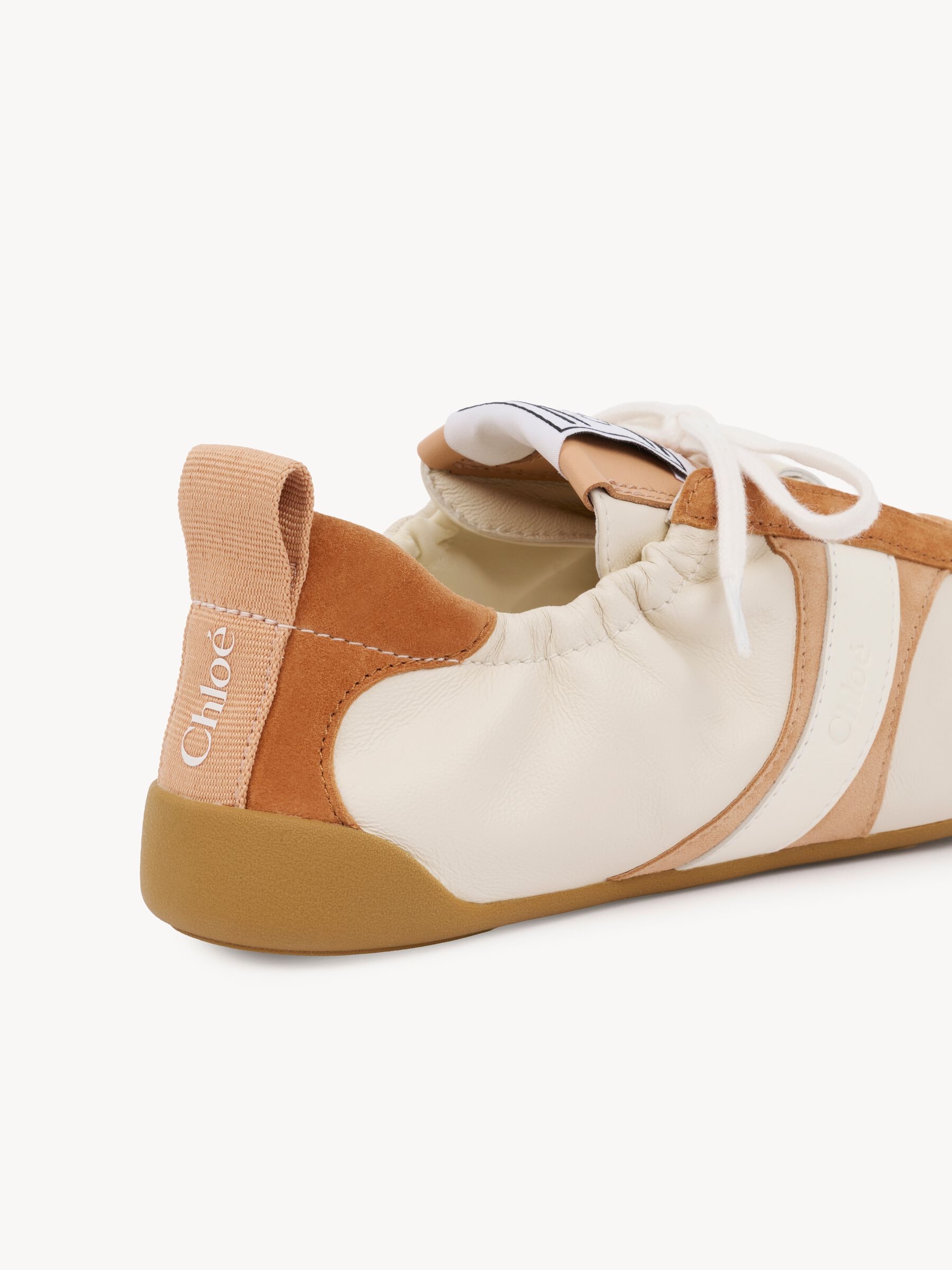 限時優惠✨Chloe kick sneaker  訂貨🍒🔖Size 37/38/39/40  對比色🤎🧡橙啡撞奶白!美麗易襯~