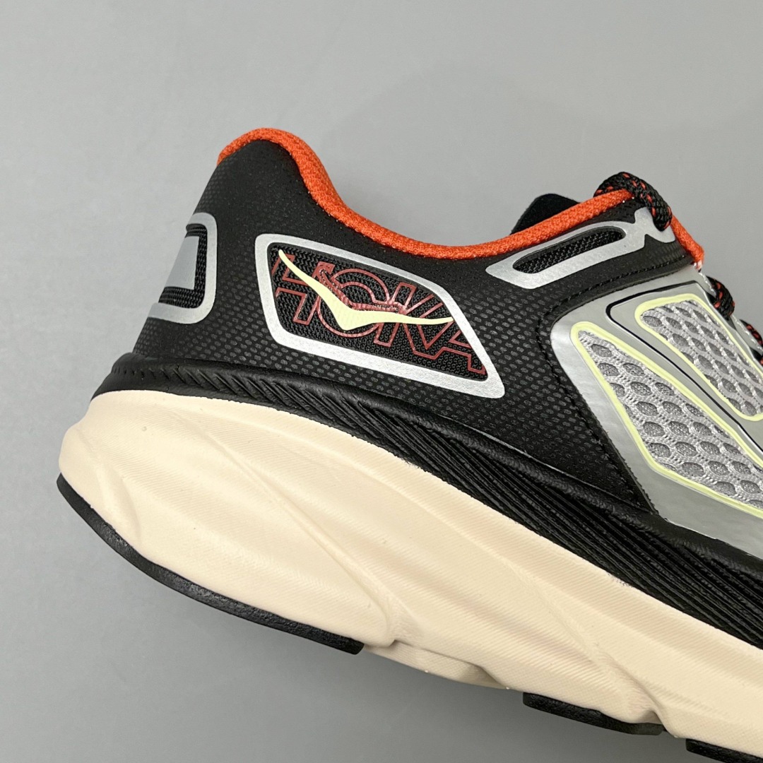 HOKA ONE ONE Clifton One9