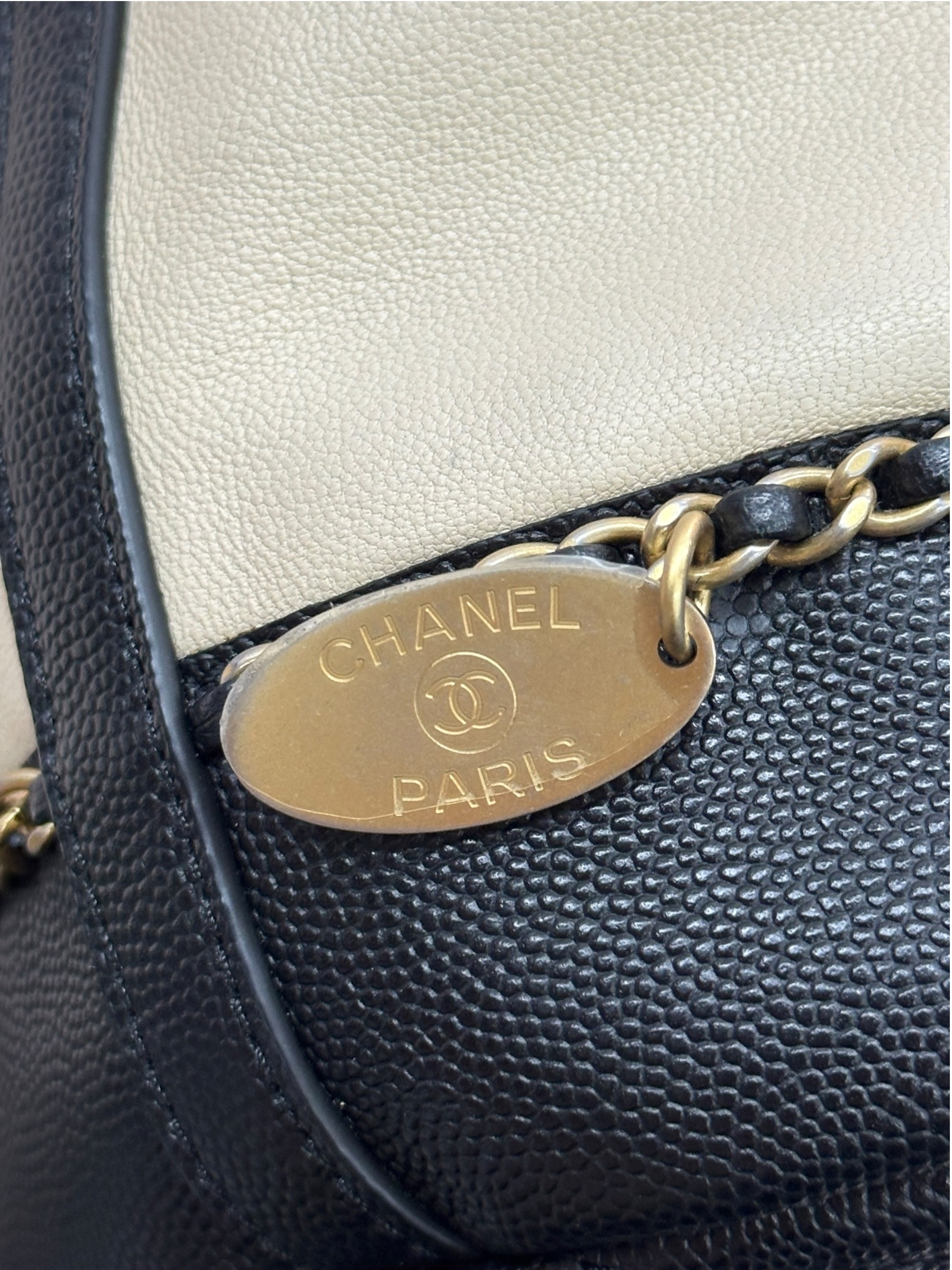 Pre-owned Chanel Drawstring Bucket Bag / Product Code:082108