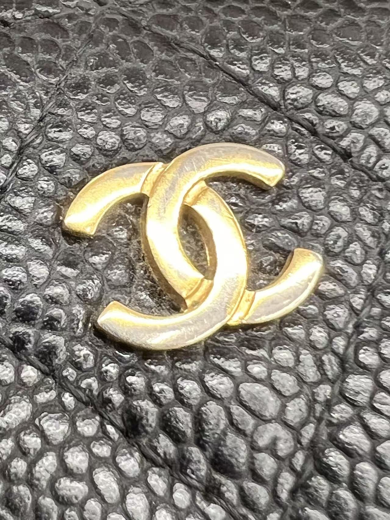 Chanel 荔枝牛皮長銀包