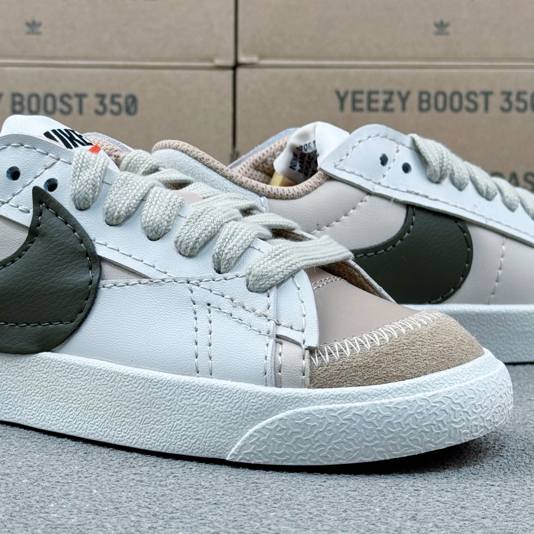 Nike Blazer Low '77 Jumbo