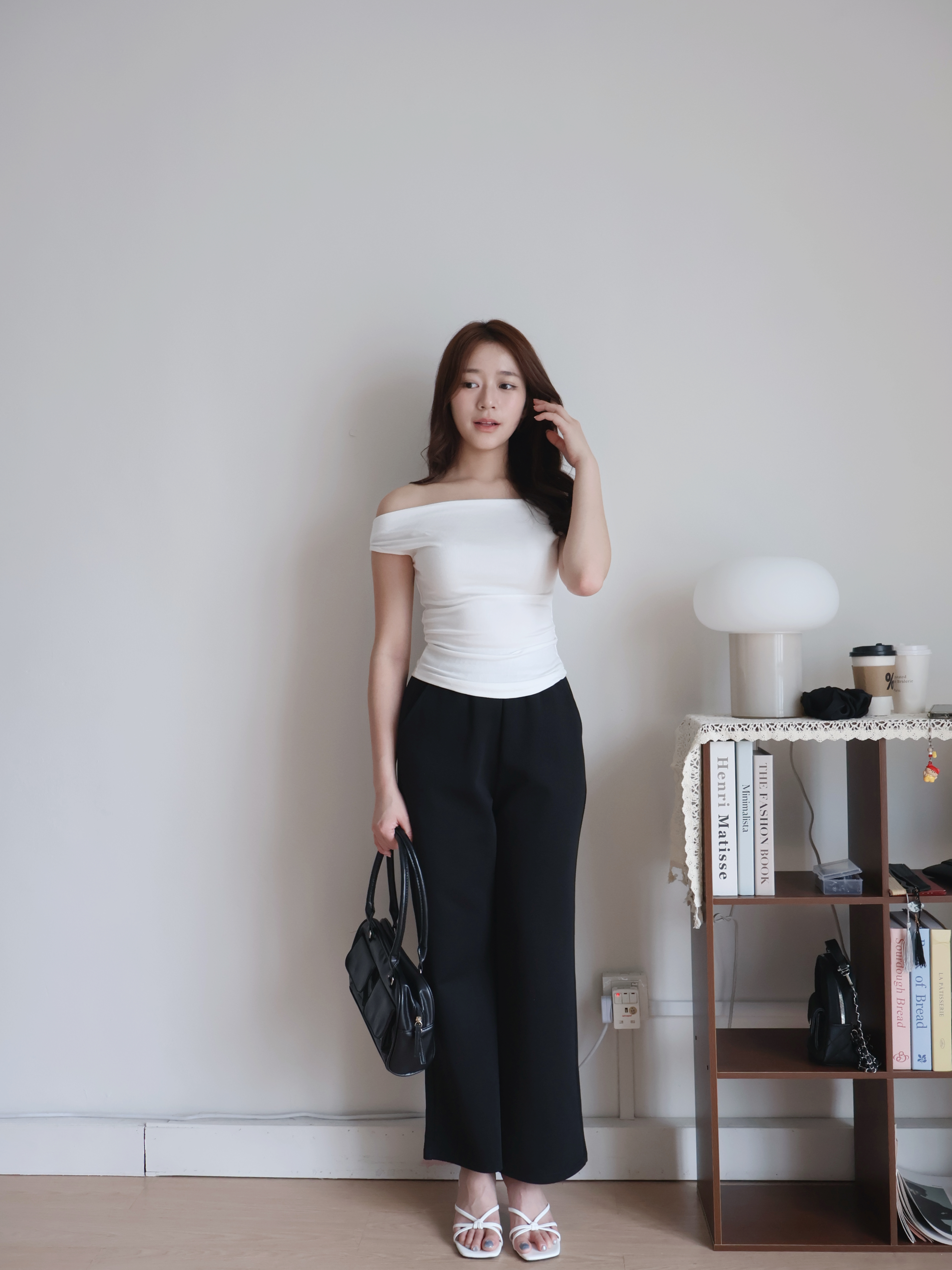 Jovy Straight Leg Pants | Black