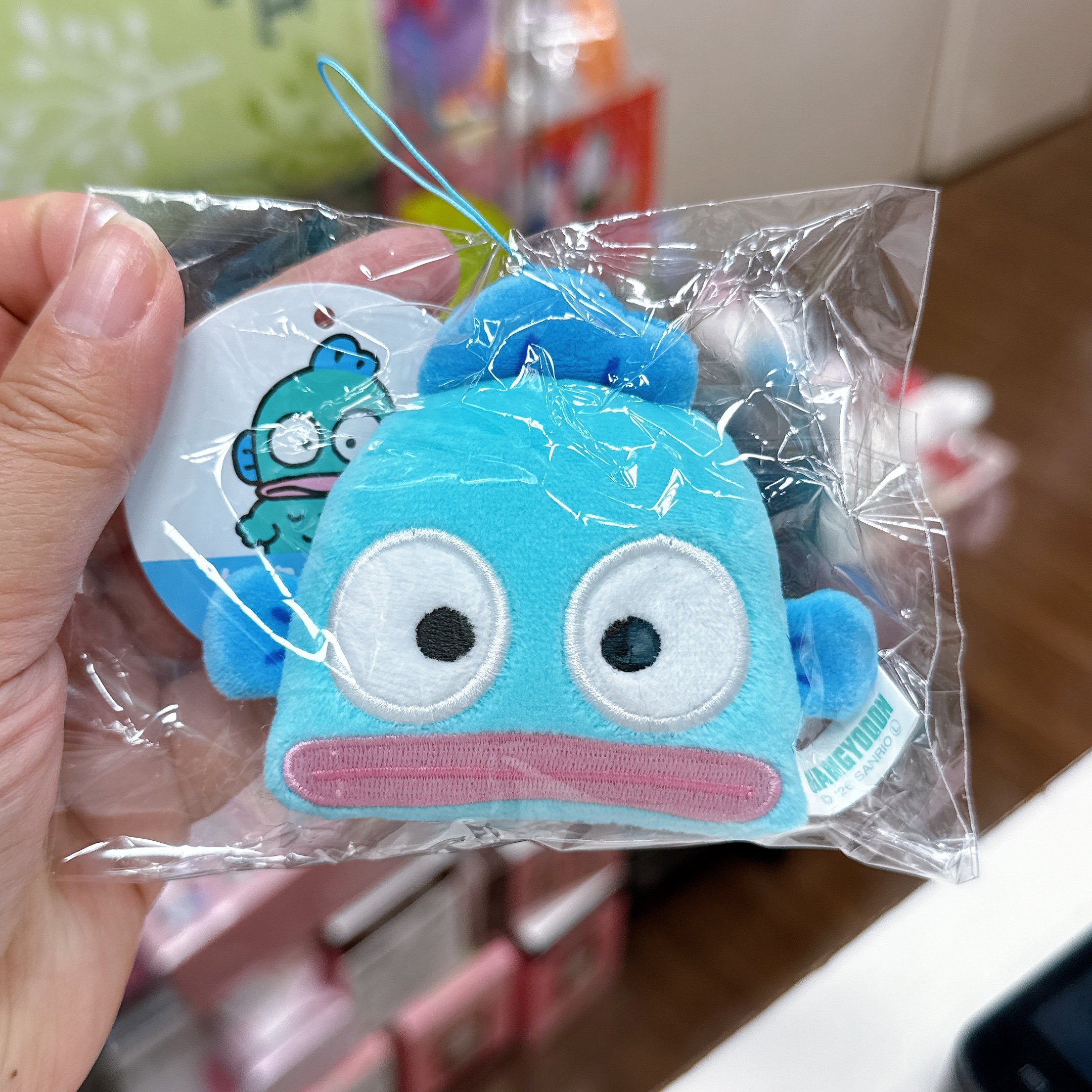 日本直送日本限定sanrio可抹mon電話繩掛飾