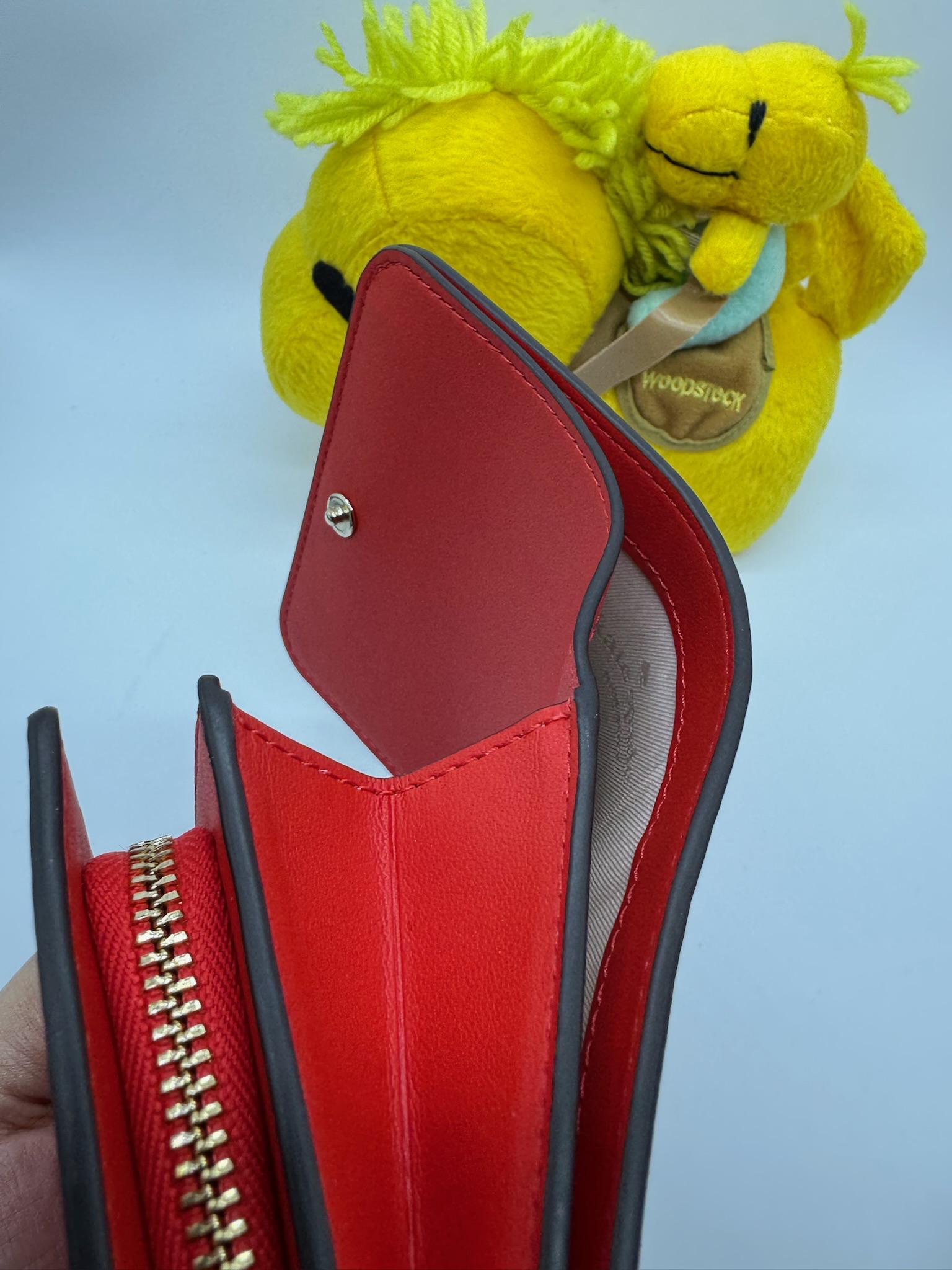 ✈️🇺🇸🇨🇦方便實用嘅Kate Spade ♠️ New York Outlet 短摺銀包現貨🤍🖤❤️💜