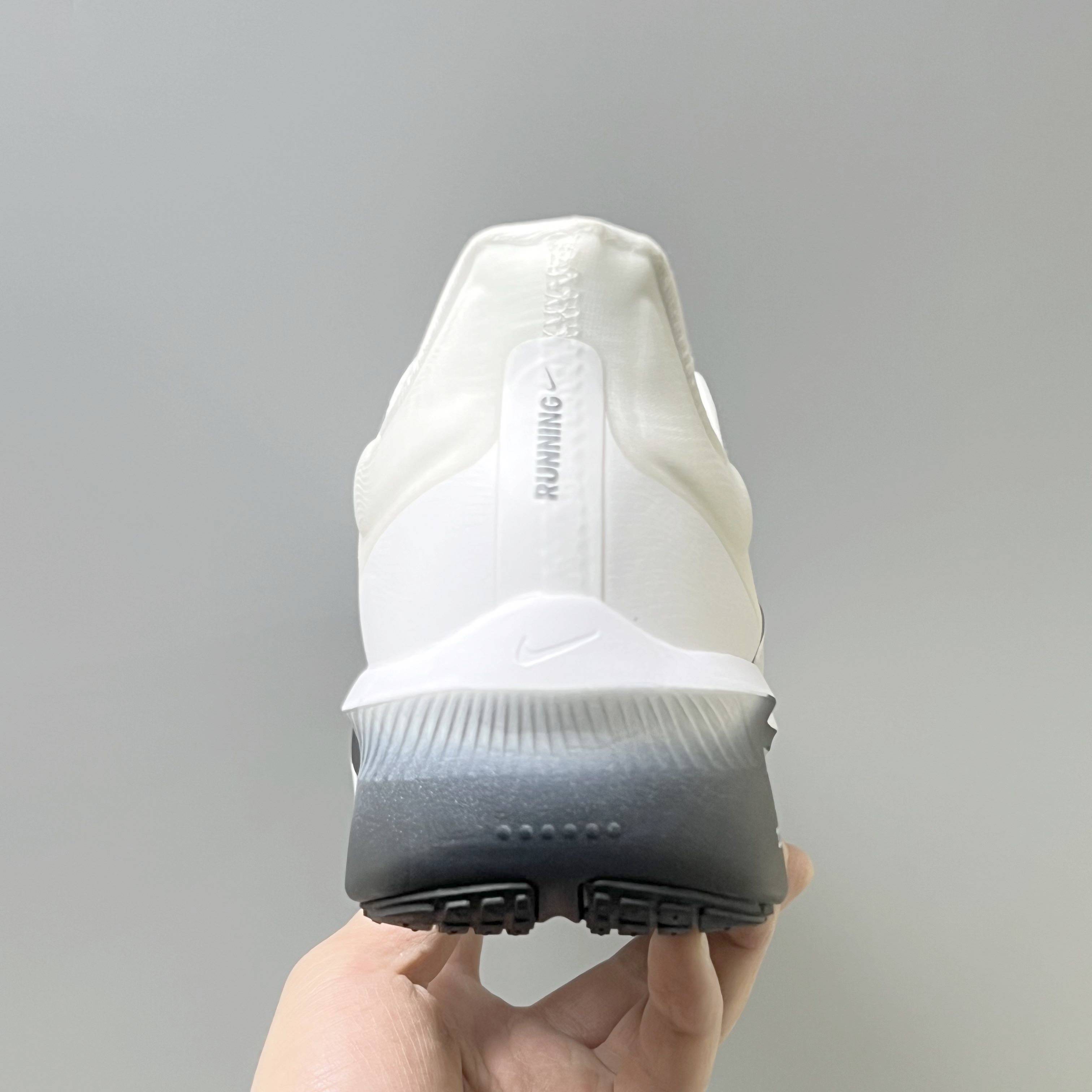 Nike Zoom Fly 6 FN8454-100    