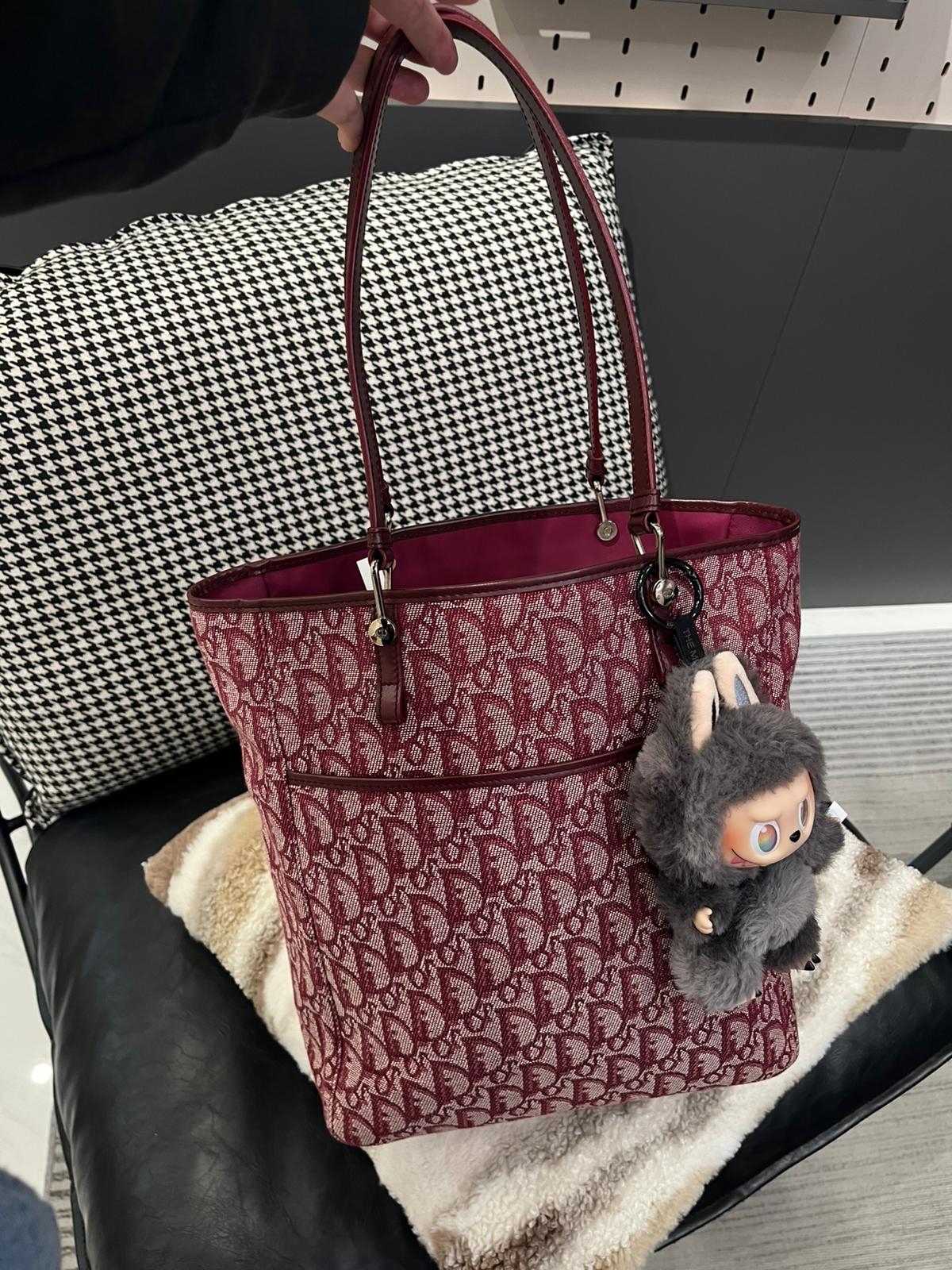 Dior oblique shoulder bag tote 100%Authentic, 99%New