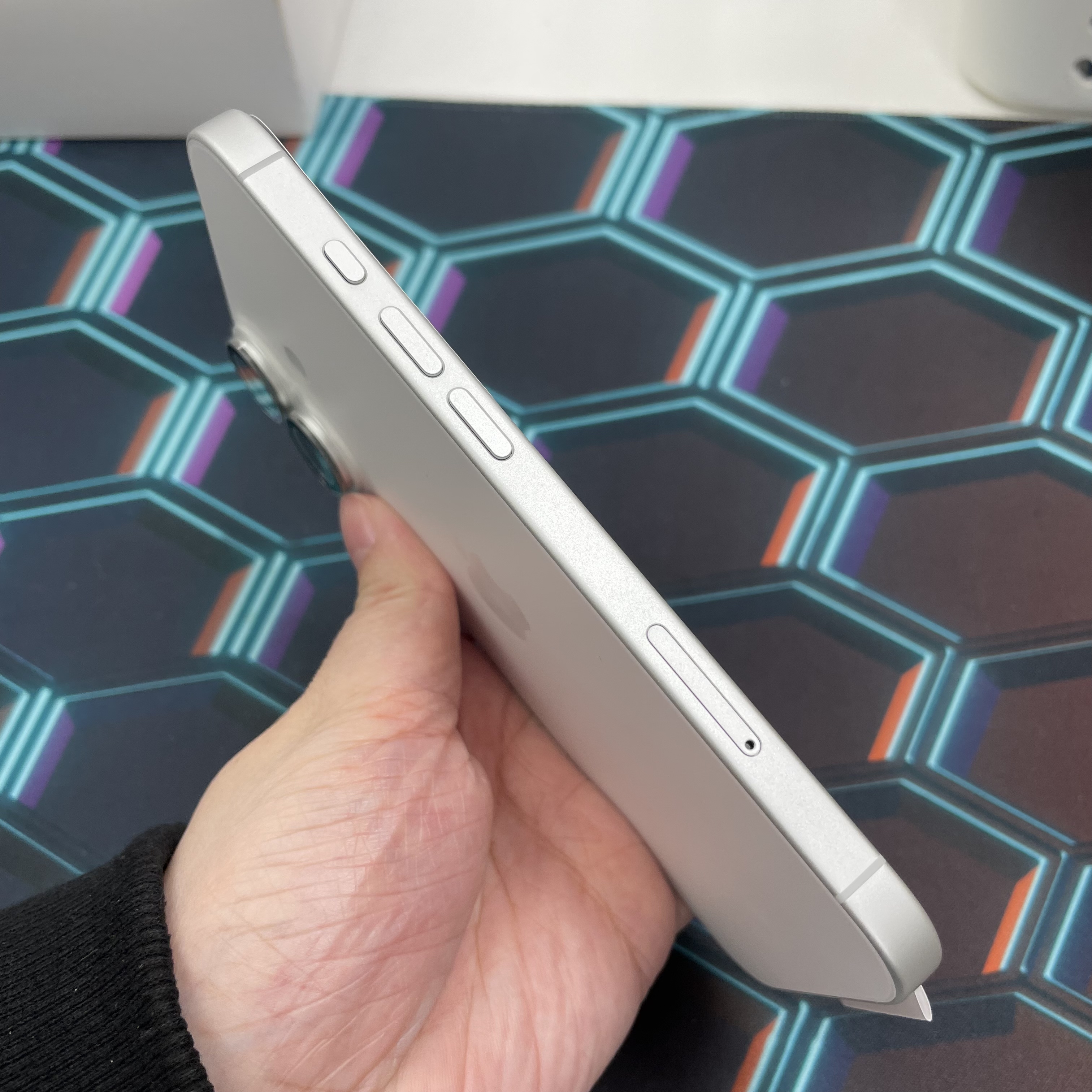 *6123 17 全新機 256GB 電100 白色 white