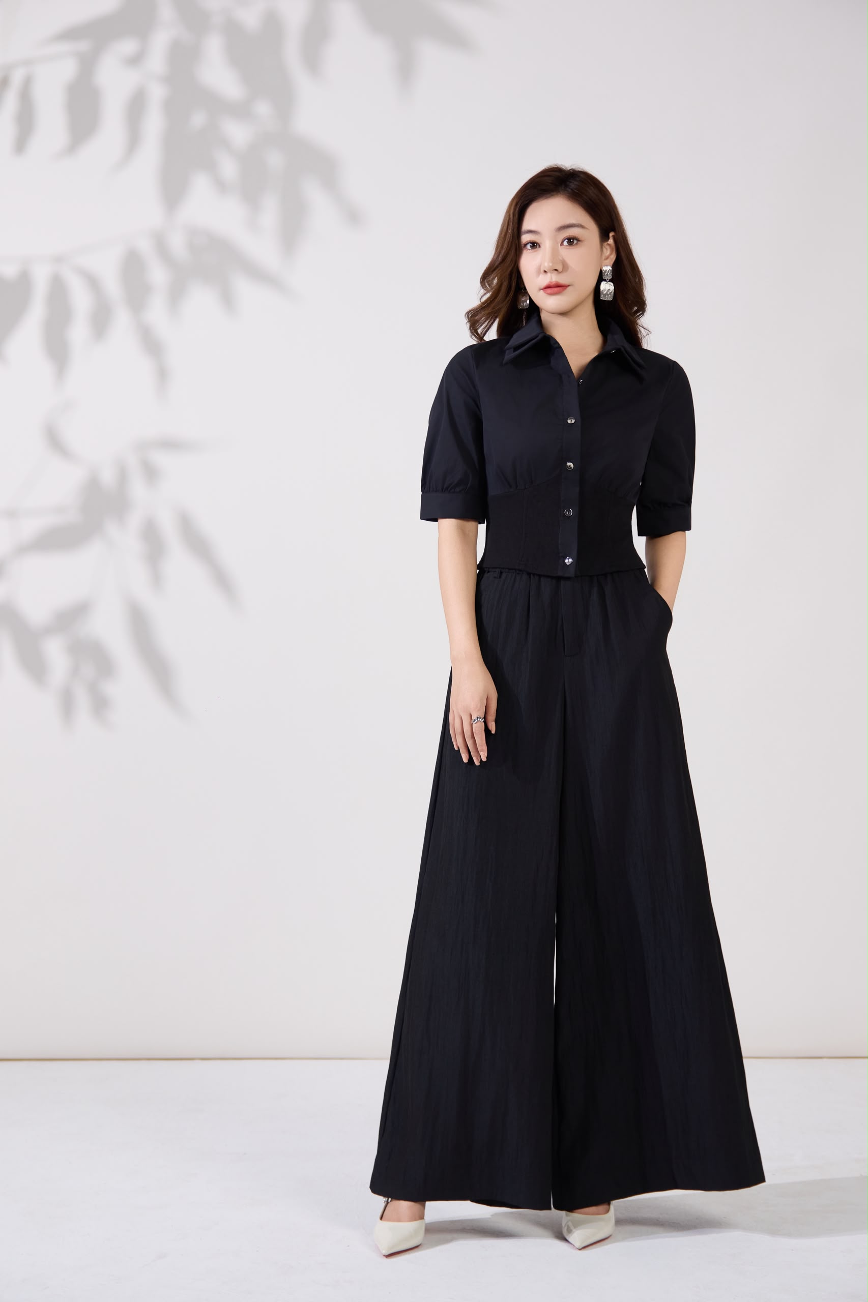 10241243 Aria Sculpted Waist Shirt