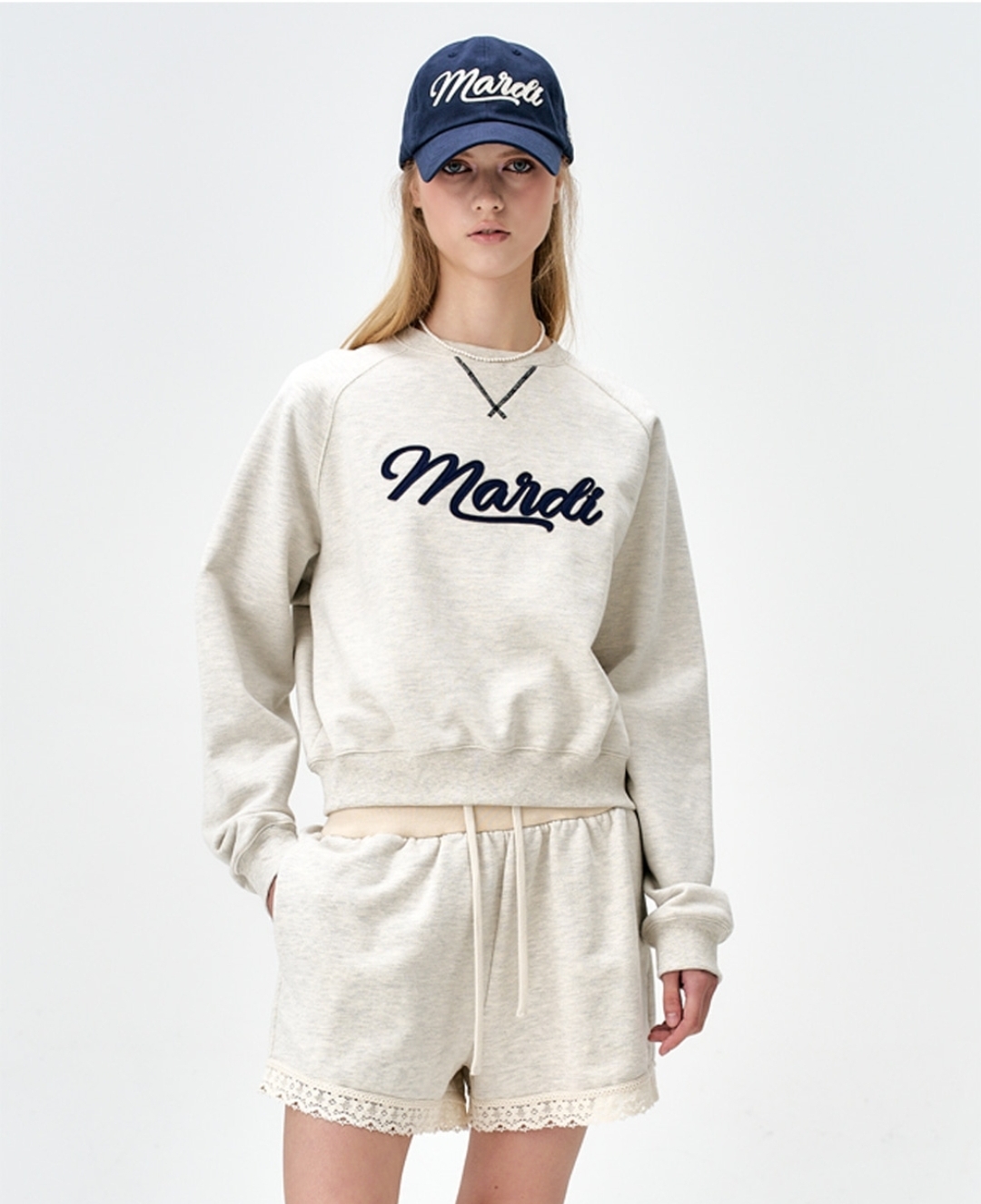 Mardi Mercredi Actif Vintage Logo Sweatshirt