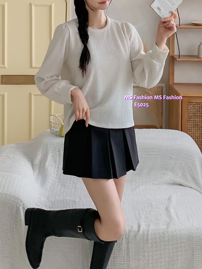 E5025 淨色暗紋top
