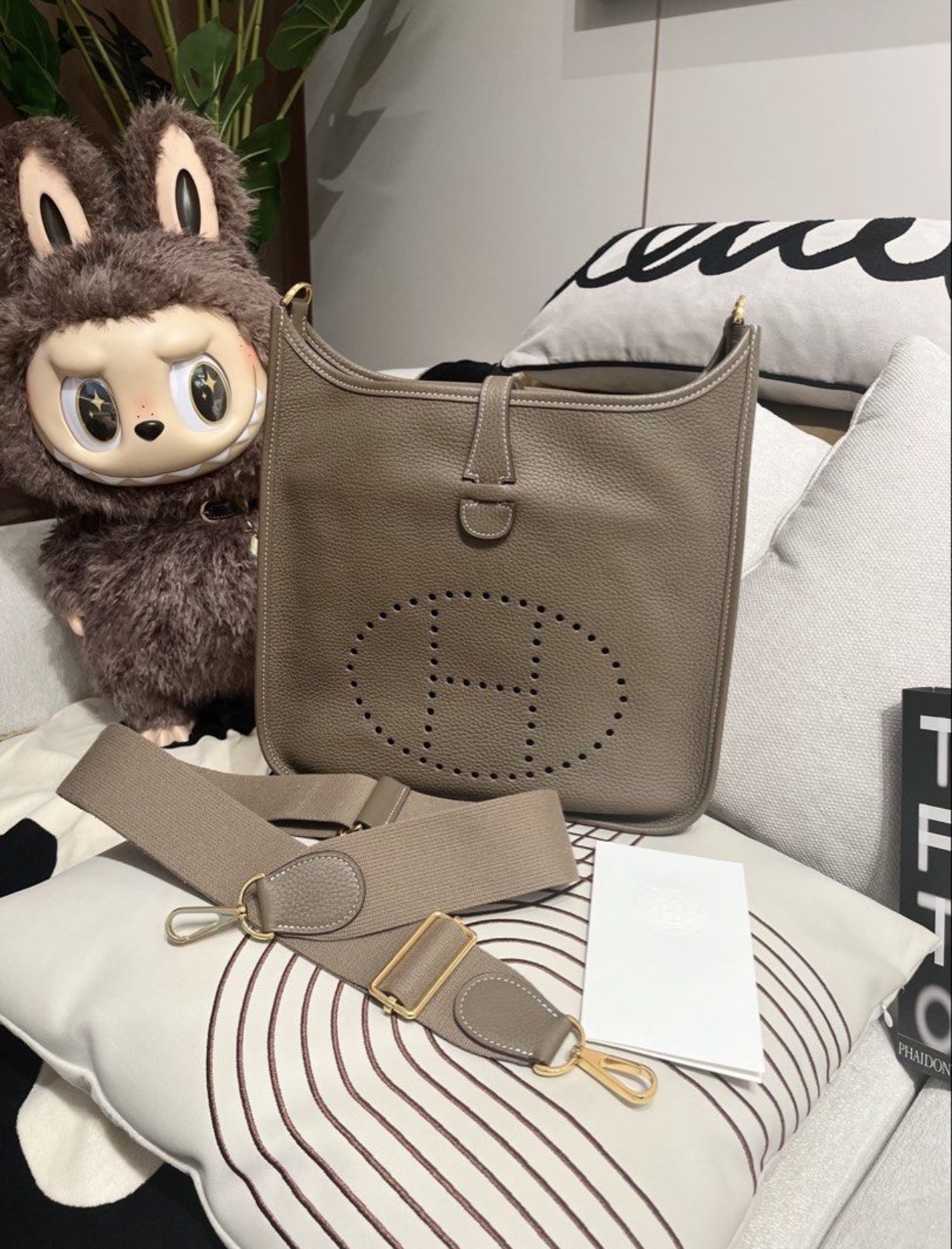 Hermes Evelyne 29 大象灰金扣 Stamp D 100%Authentic, 98%New ✅Dust bag✅Box