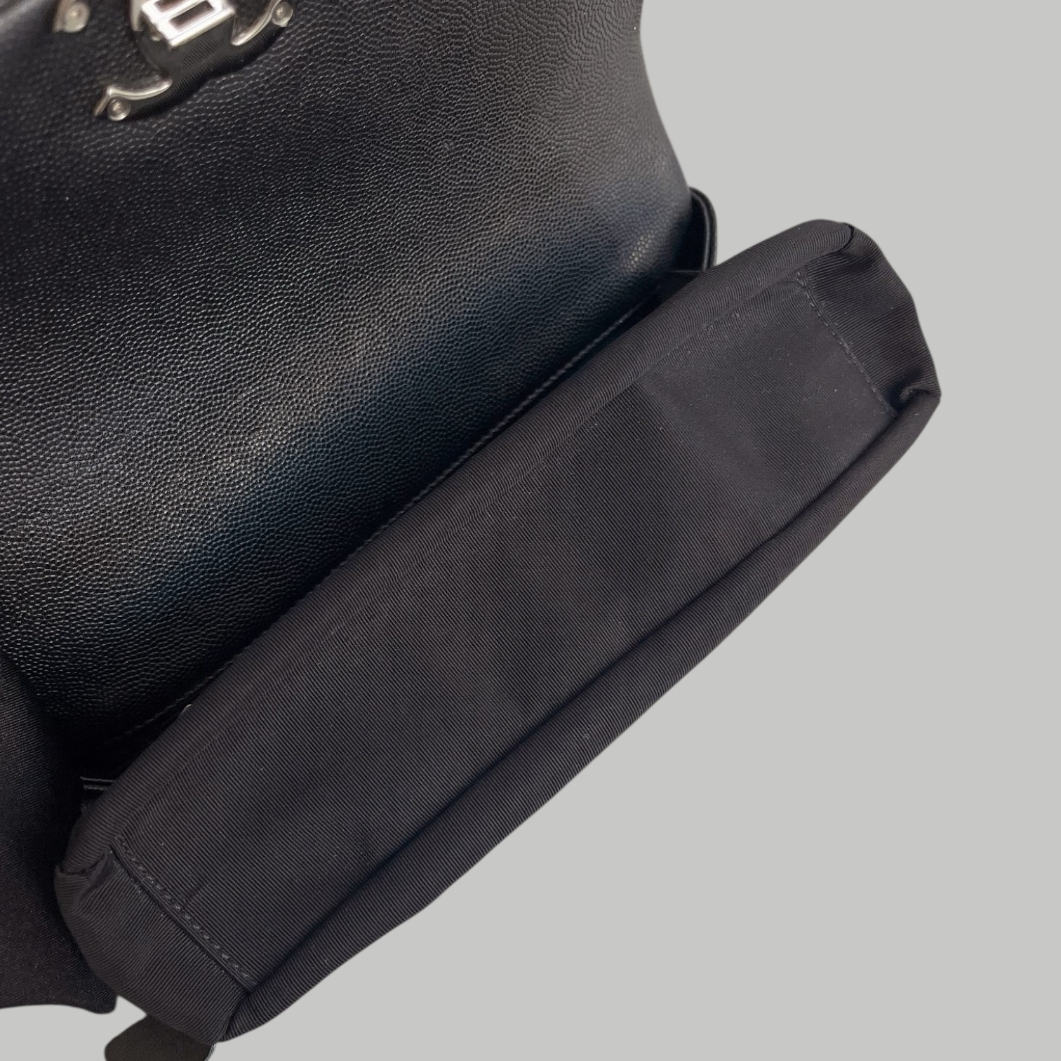 Chanel Caviar so black 