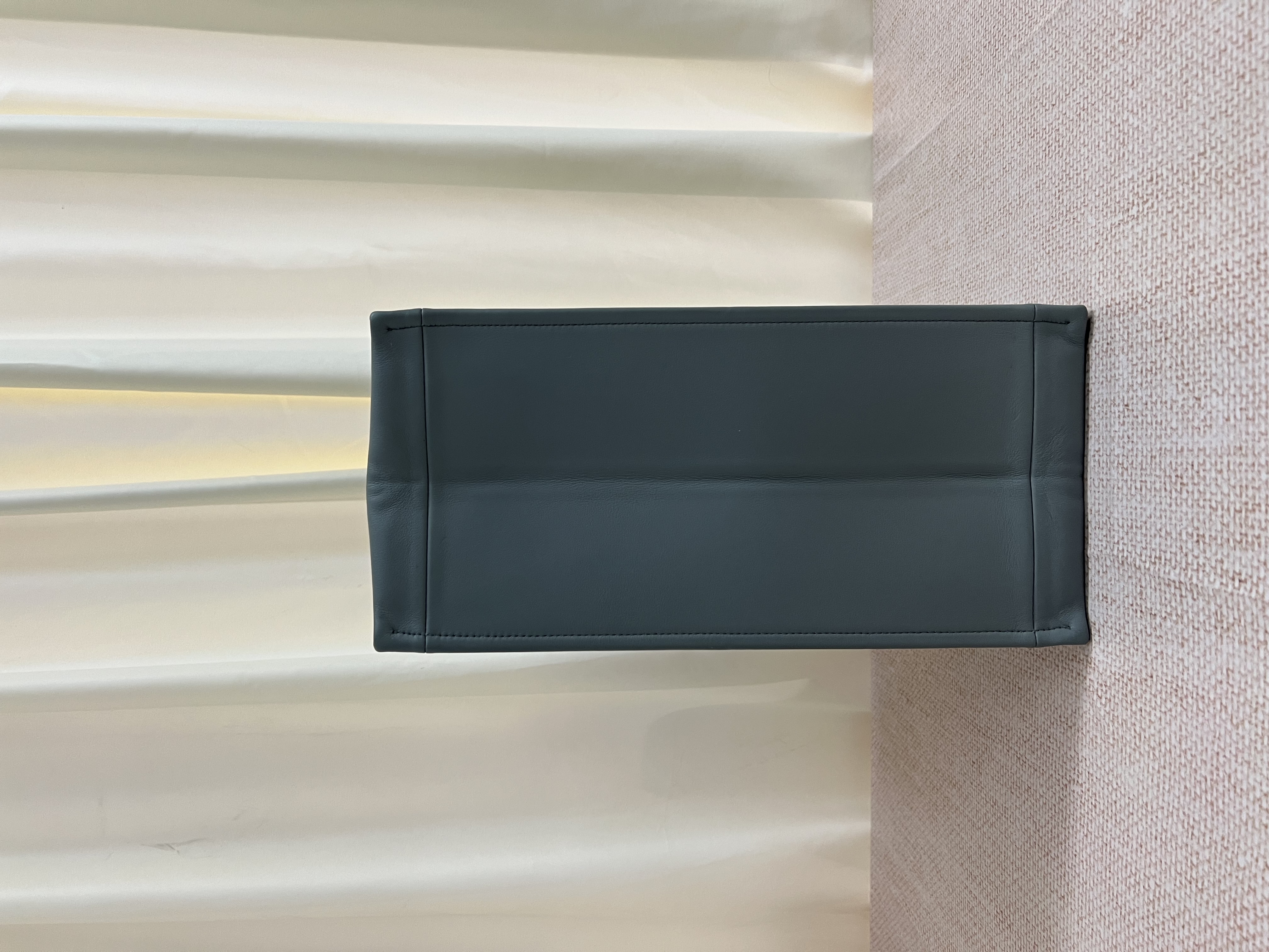 Pre-owned Dior Book Tote/ Product Code: 26032203