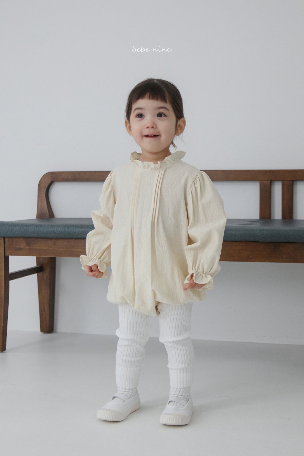 🌸預訂 韓國直送🌸🇰🇷Bebenine兩色摺紋花邊領長袖包屁衣