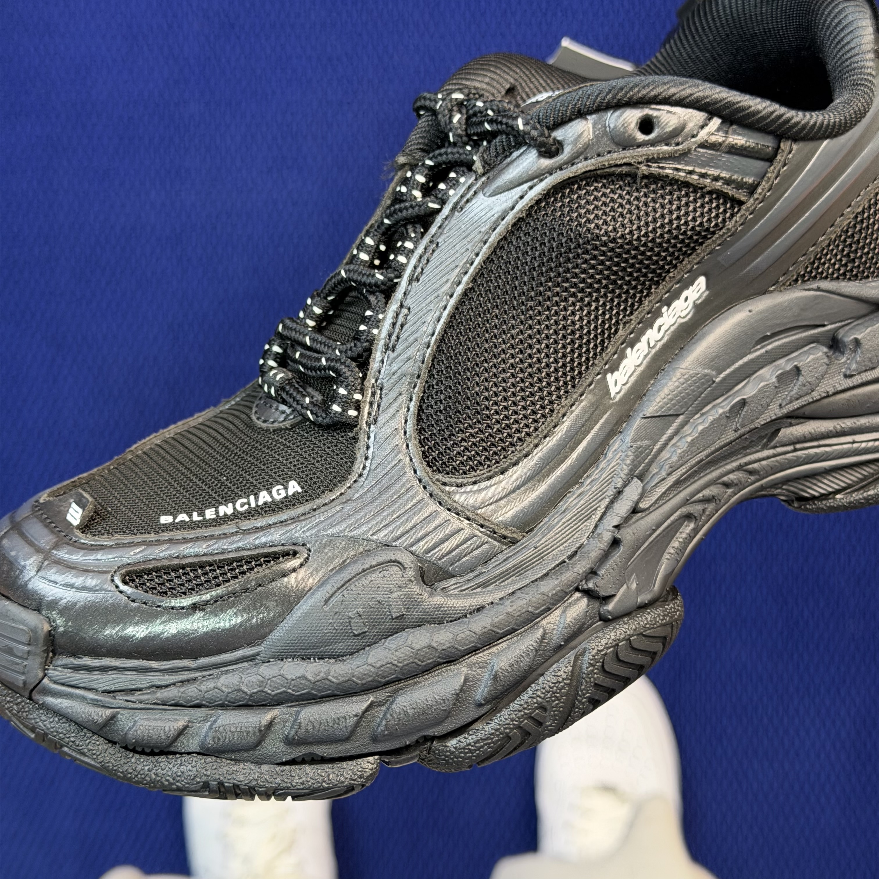 Balenciaga Triple S.2 