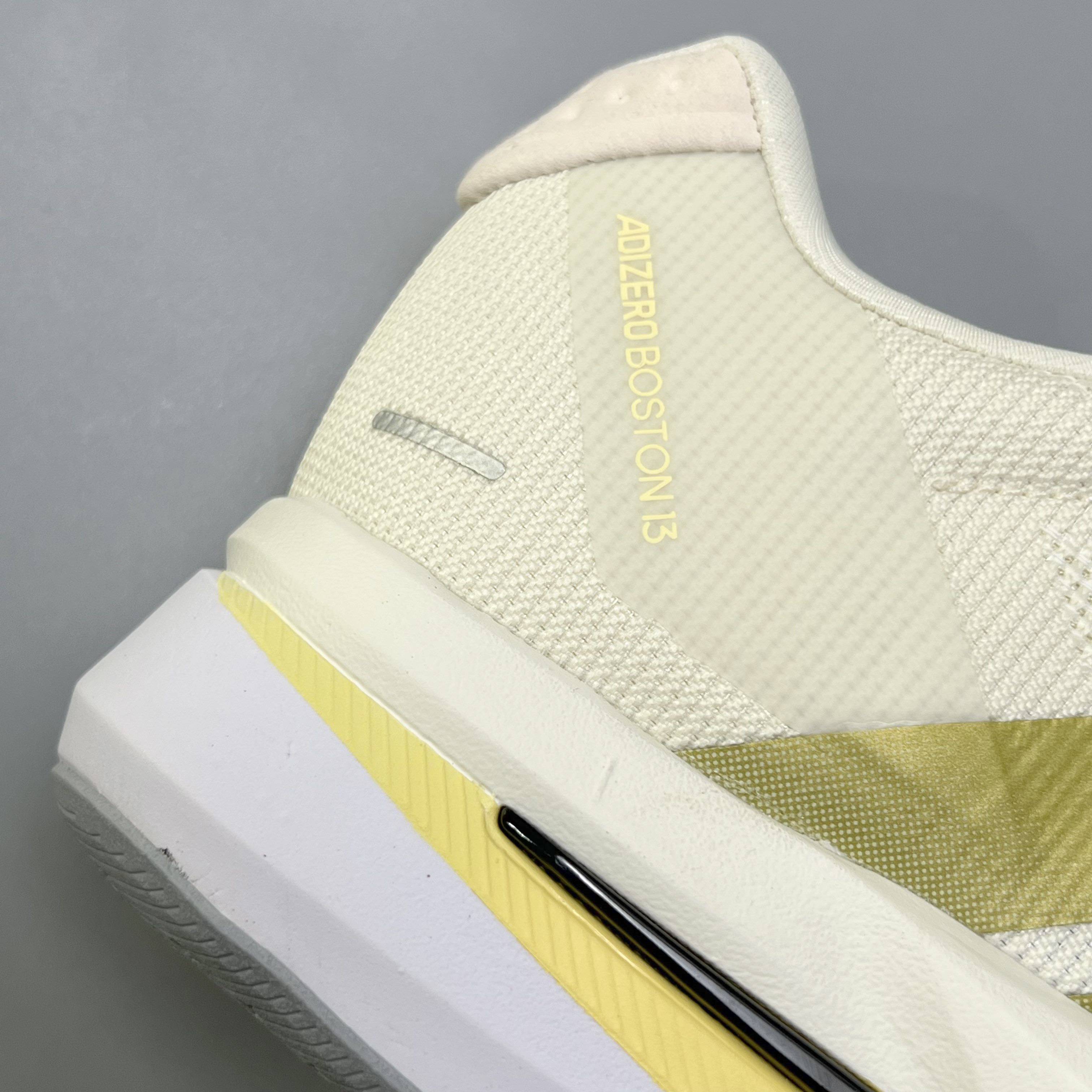 Adidas Adizero Boston 13