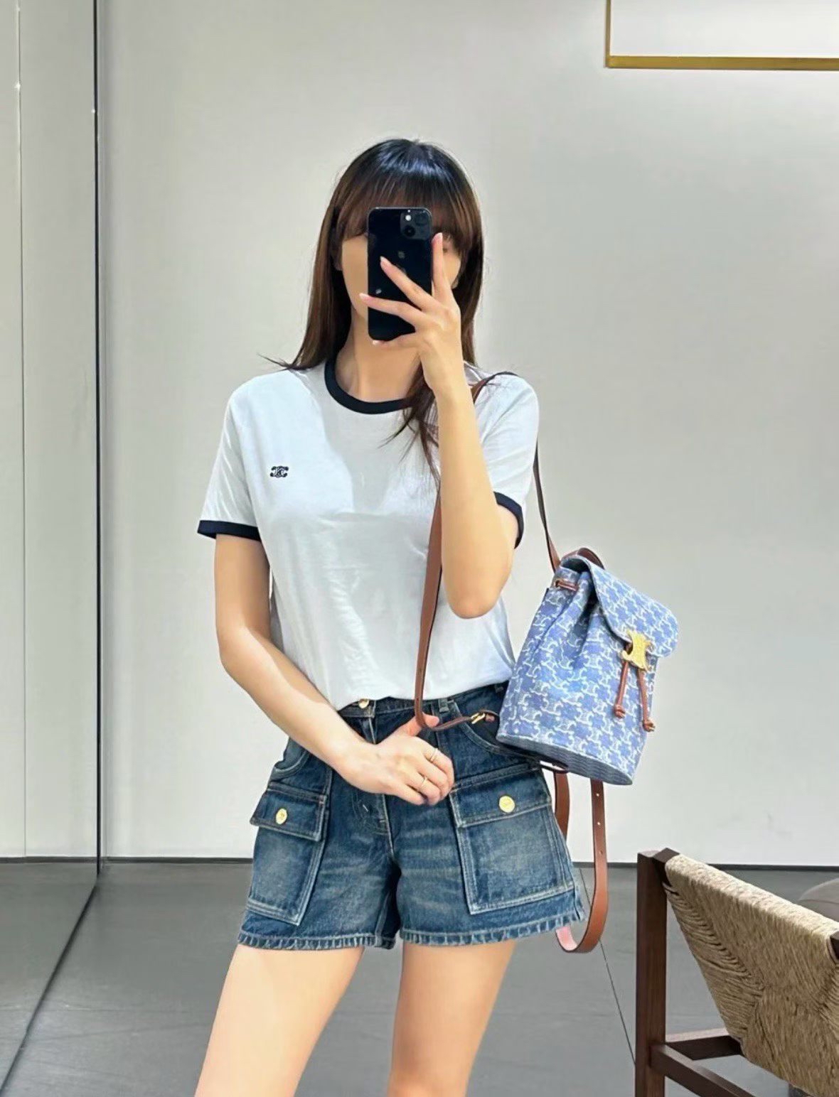 限時優惠✨訂貨📮CELINE 學院風 淺藍TEE  Size XS S M L