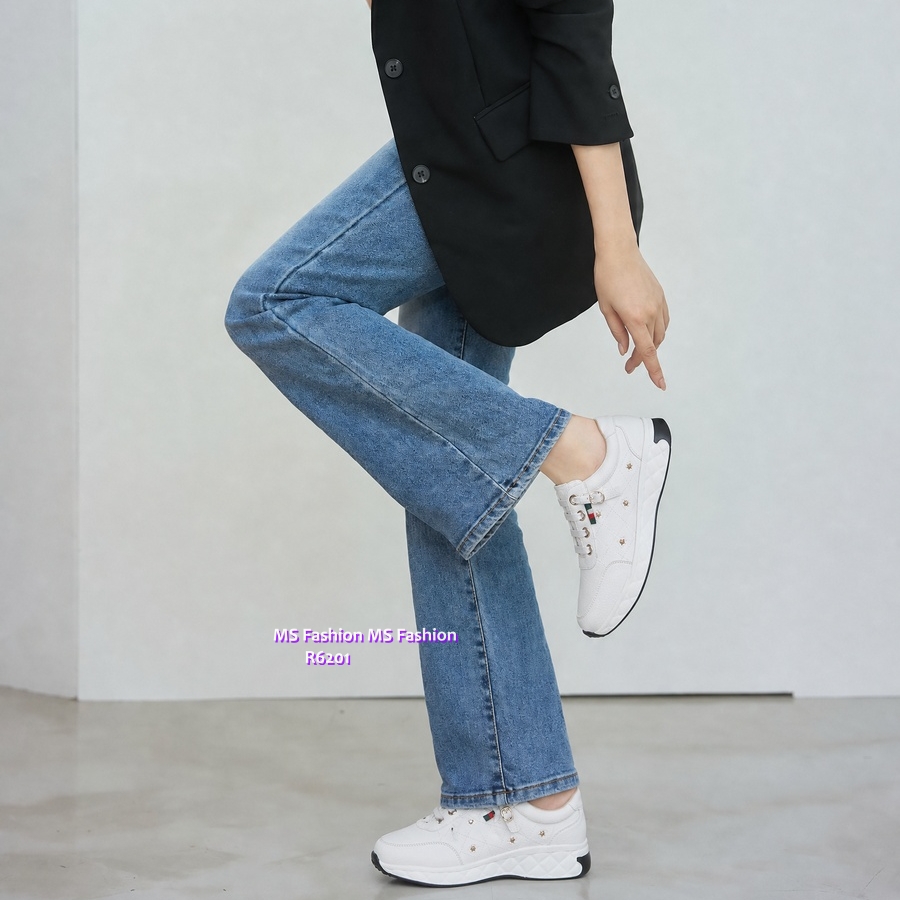 R6201 韓國🇰🇷星星飾扣sneakers