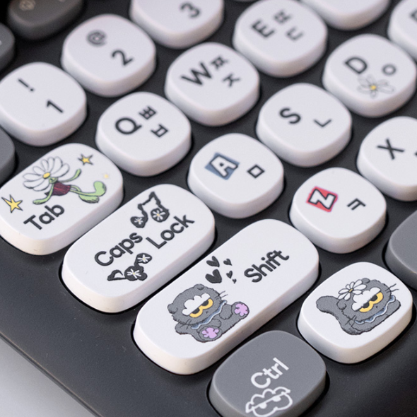 [ZO&FRIENDS] Multi Pairing Wireless Keyboard