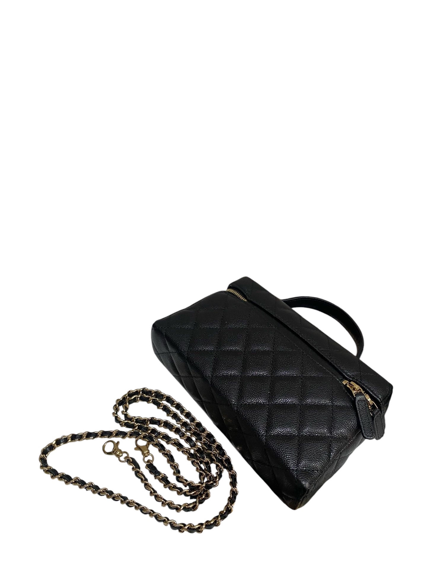 Pre owned chanel lp 060501S