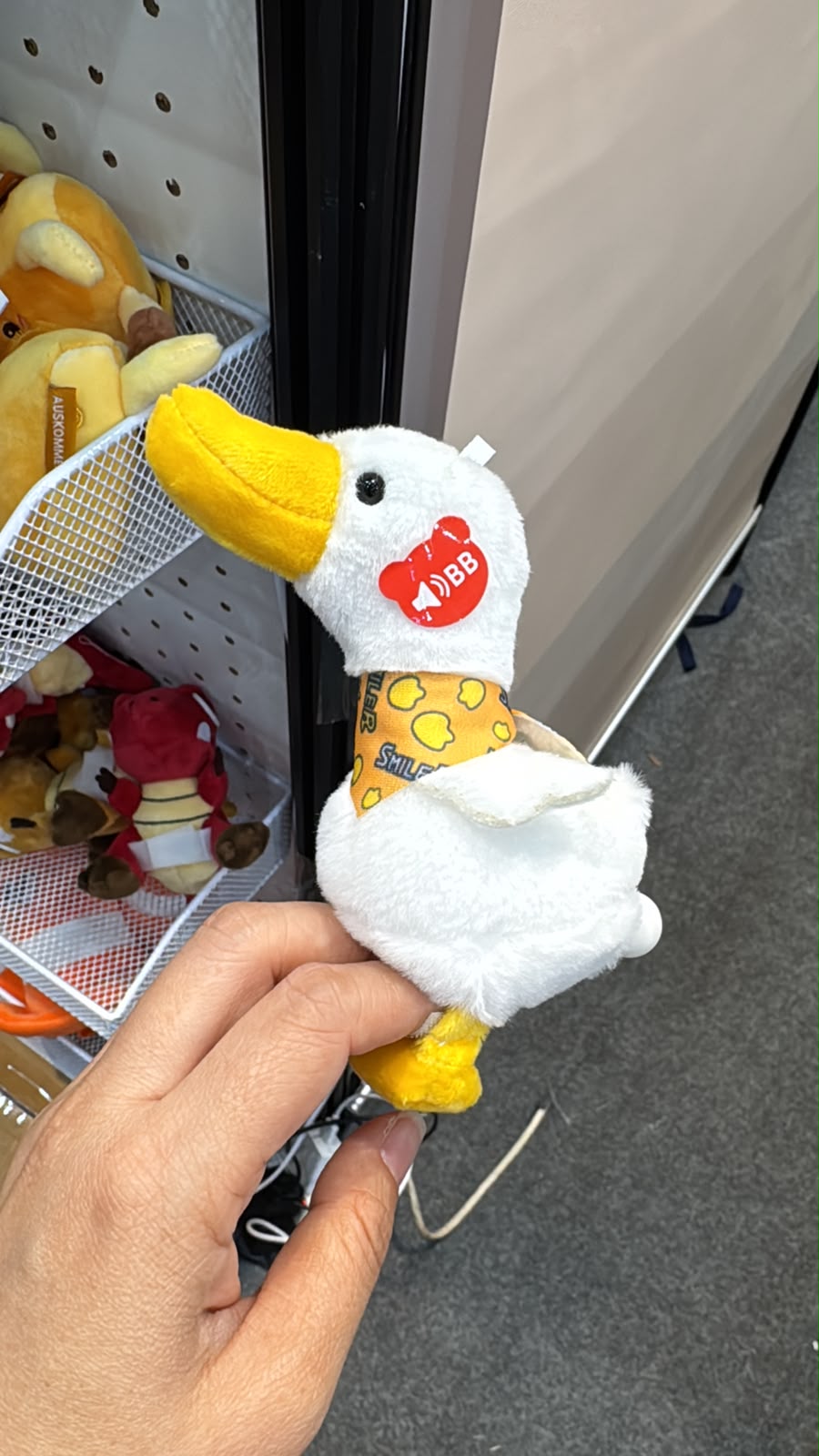 Auskommen 胸帶公仔扣