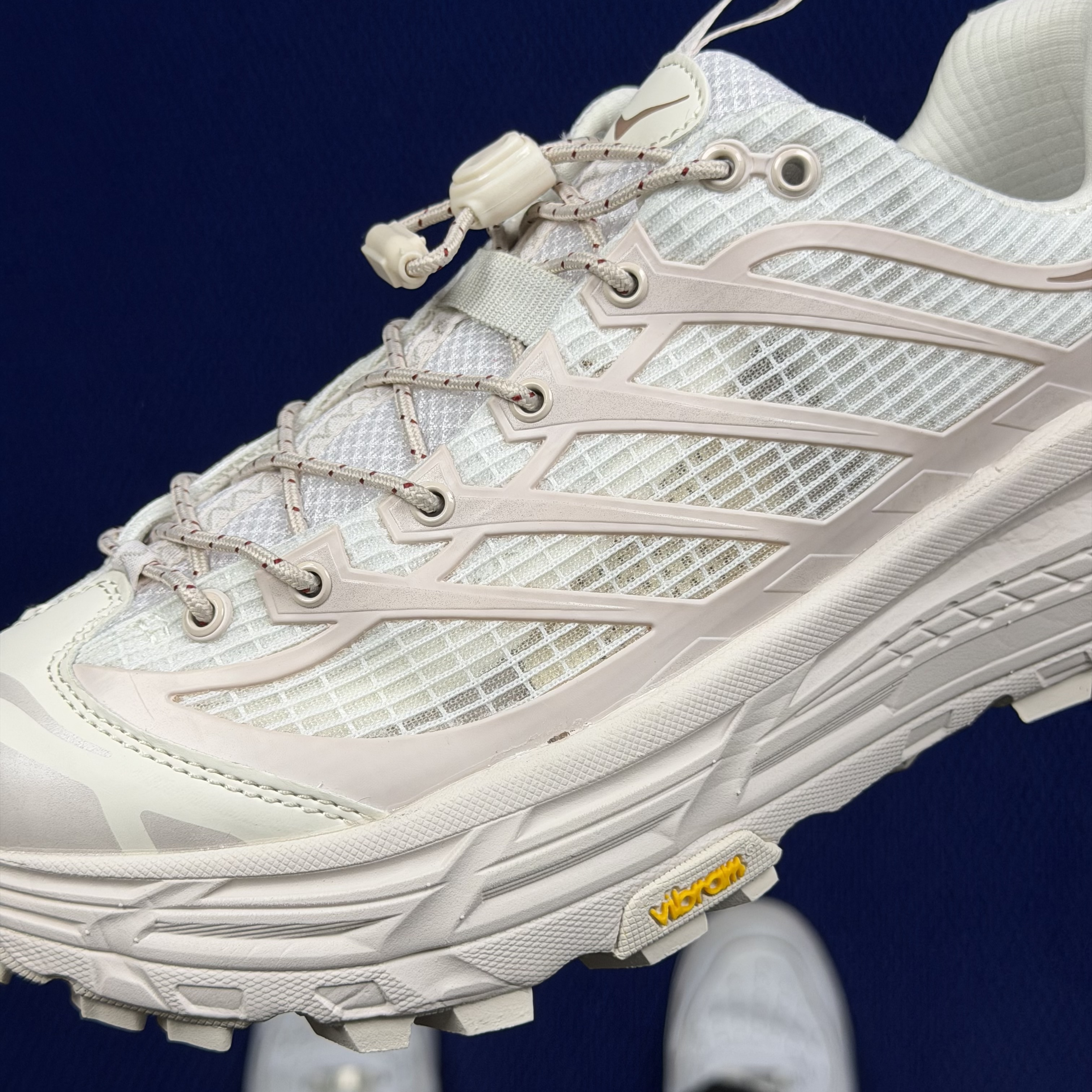 Hoka One One Mafate Three 2 