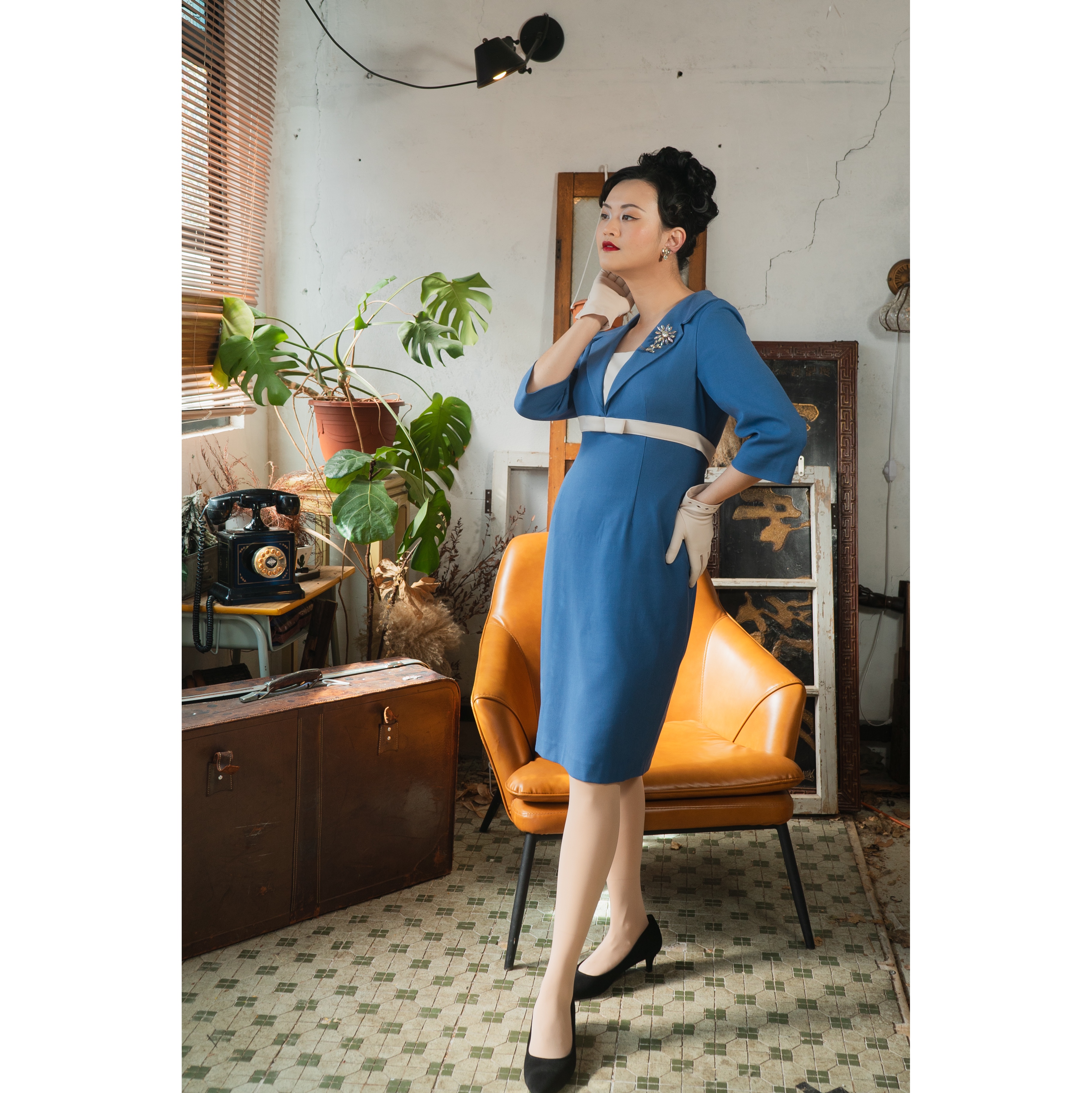(Ready Made) 1960s Style Blue & White Secretary Wiggle Dress(FM193)