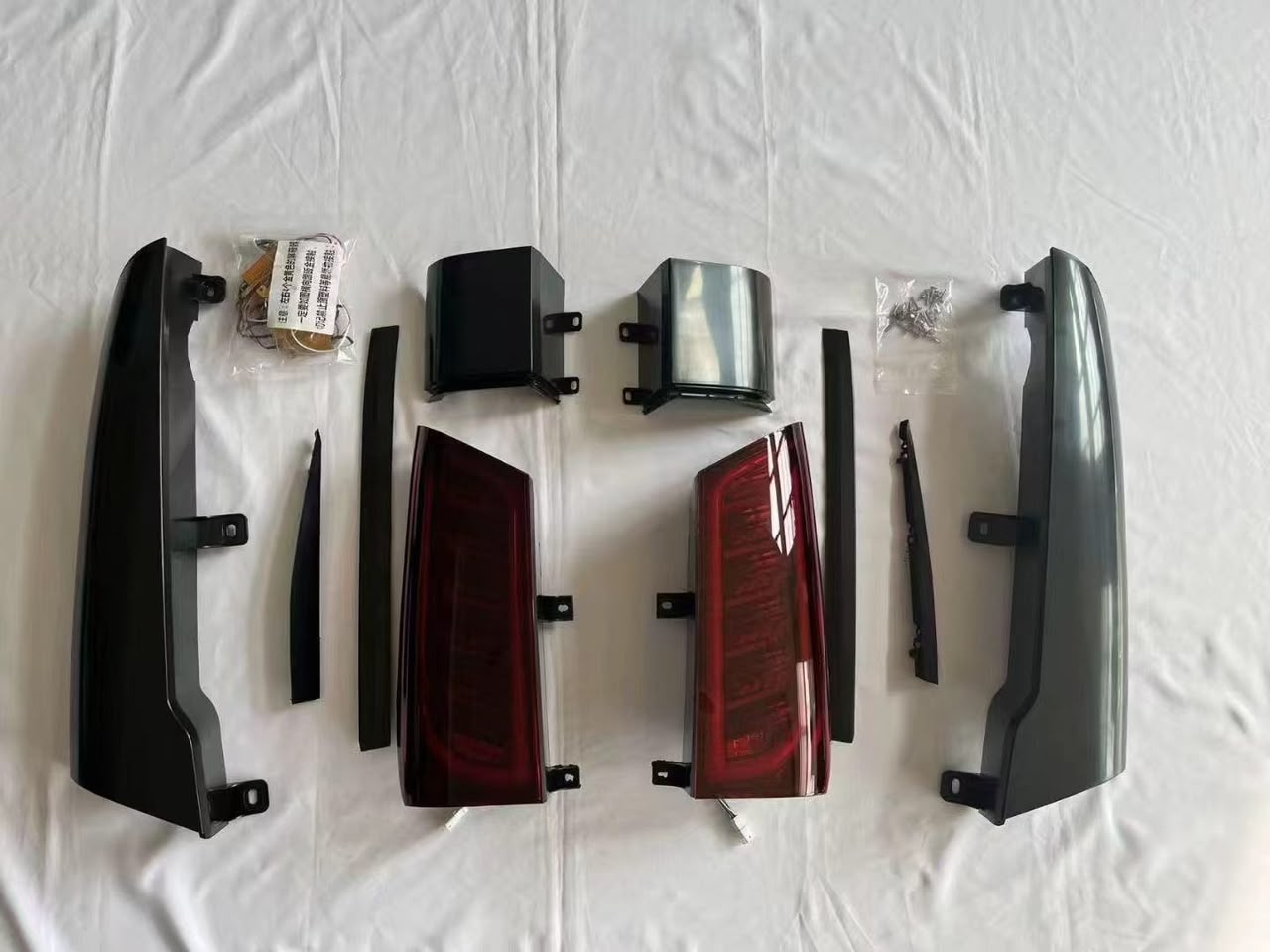 VITO CONVERT FACELIFT BODYKIT (WITH TAILAMP) / VITO-BDK-1016-GZYZ 