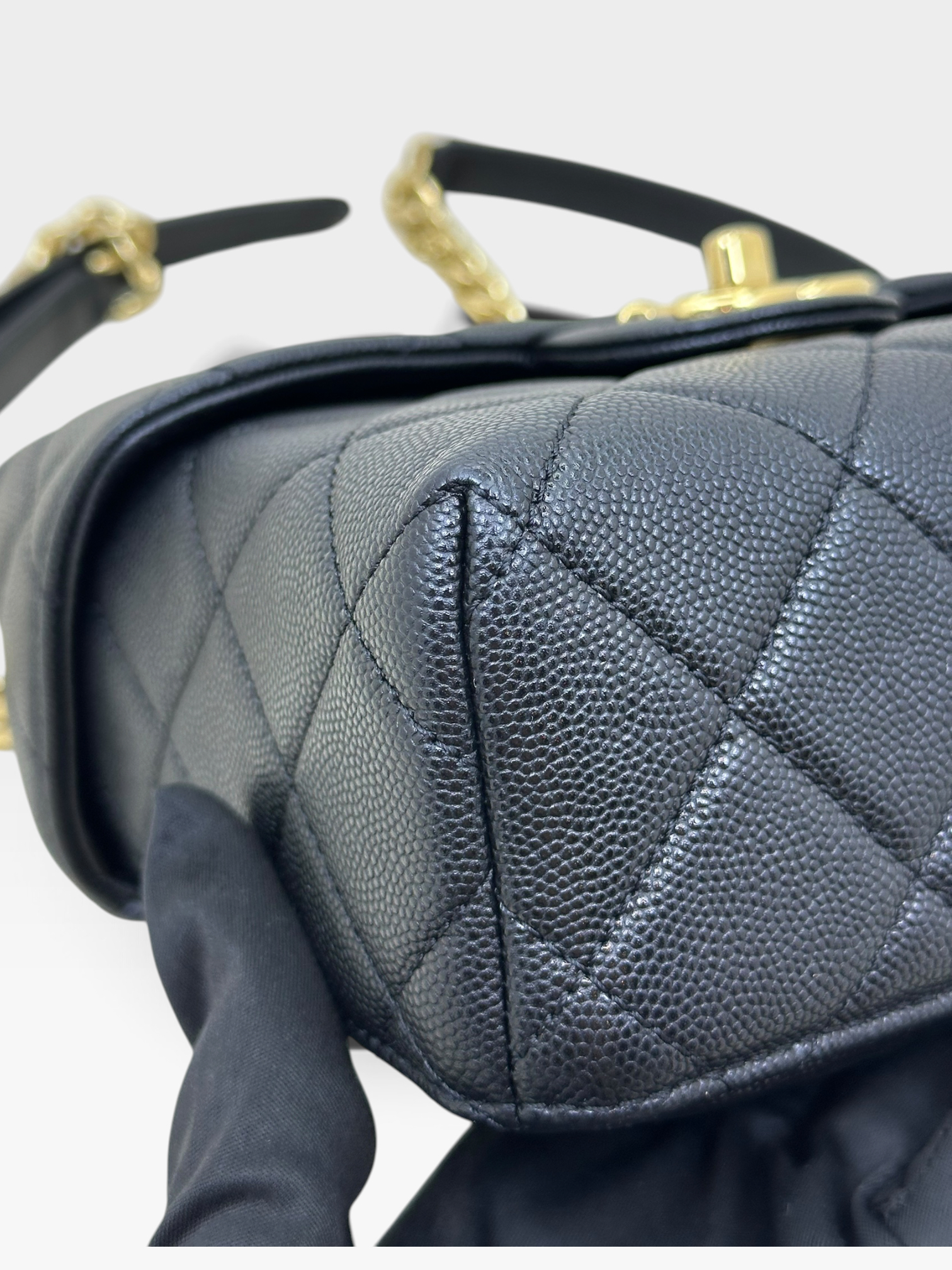 Pre-Owned CHANEL 23C Vanity Flap Bag with Handle / Product Code: K090404