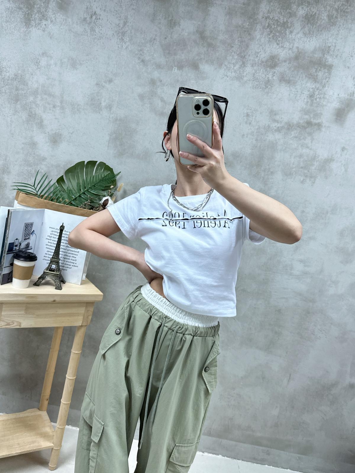 U13 介爛英文字Tee