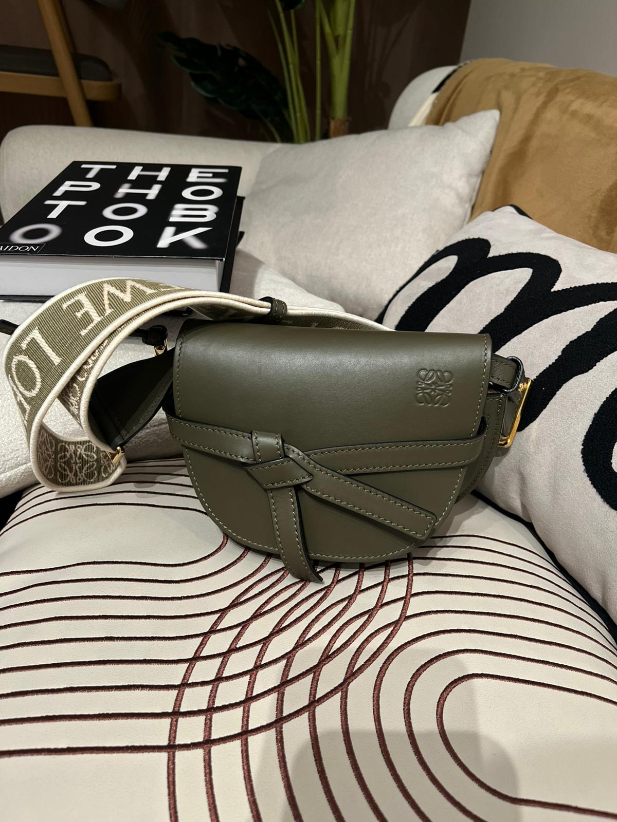 Loewe Gate Mini Calfskin mini gate  Crossbody Bag  100%Authentic, 98%New  ✅Booklet✅Dust bag
