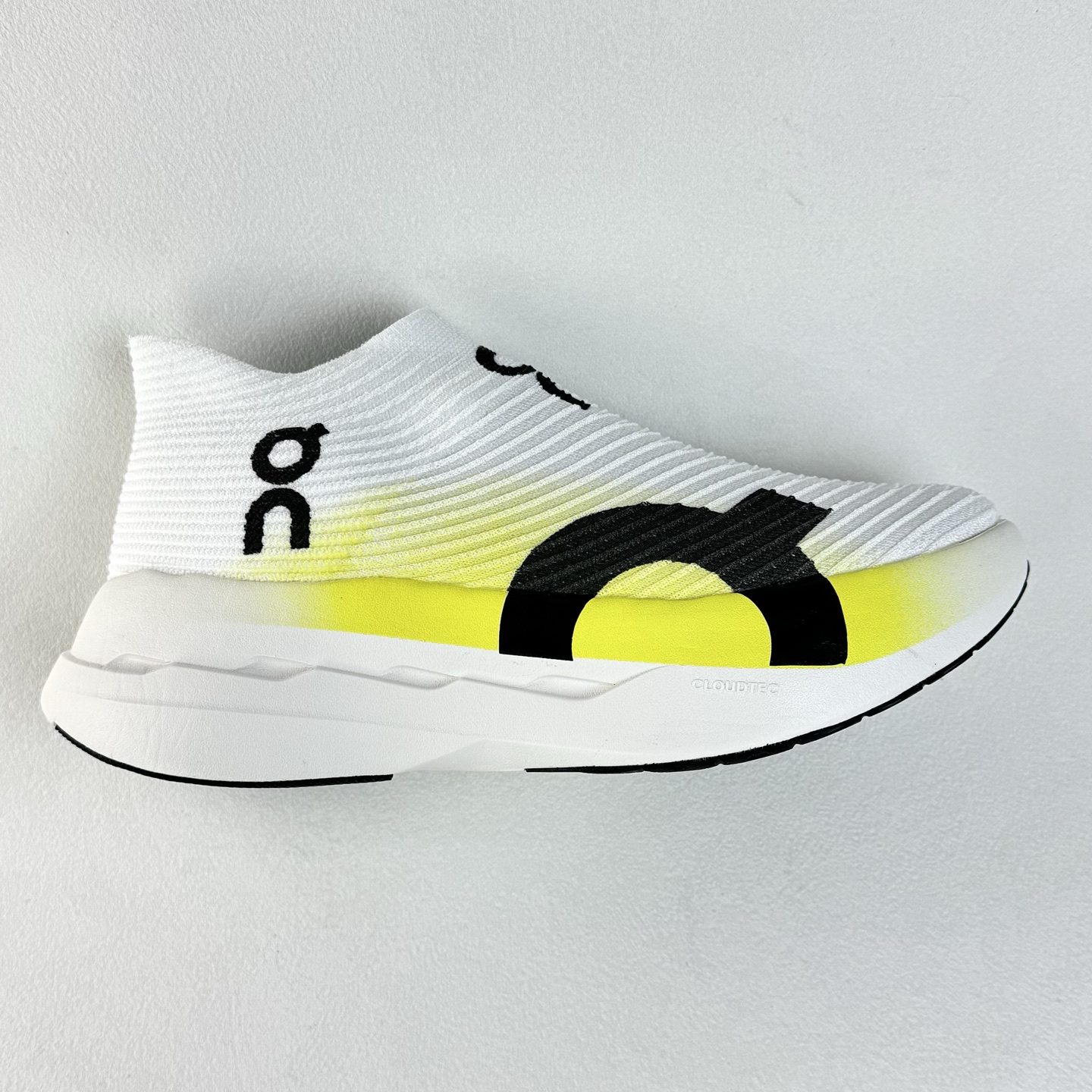 On Cloudboom Strike LS