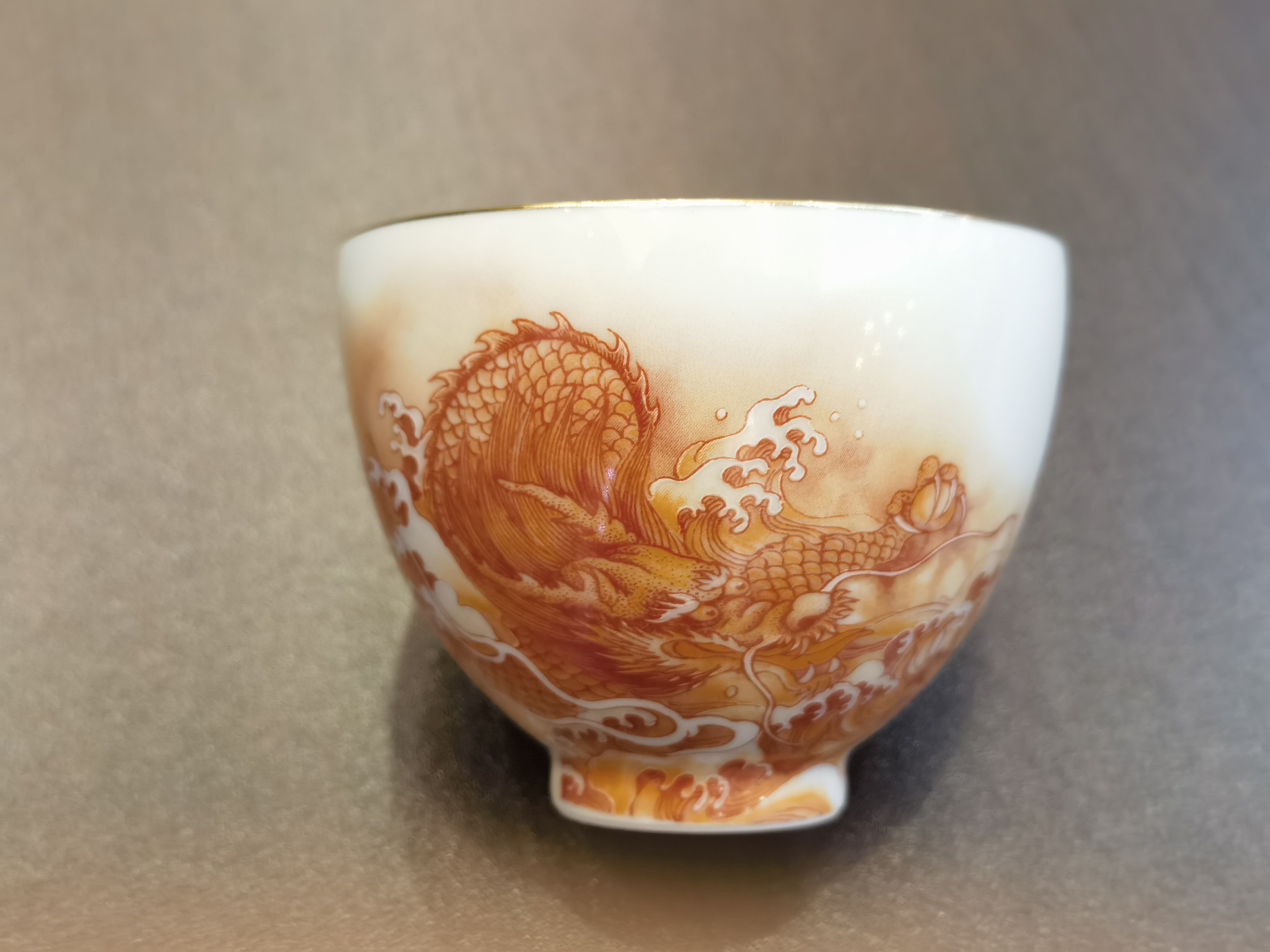 10-紅彩魚龍 - 茶杯 - <有需要請聯絡我們 852-6329 6186>