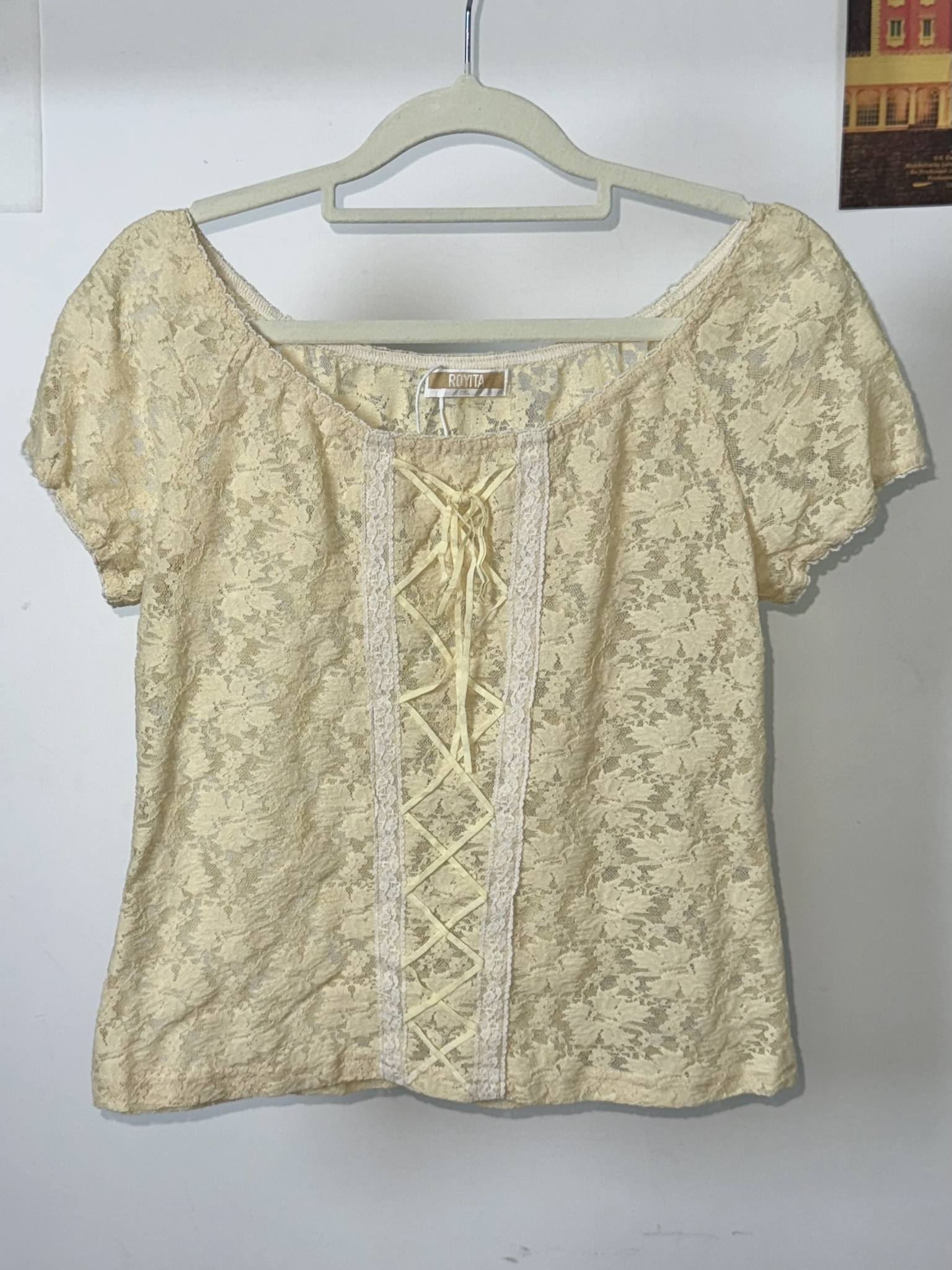 Vintage Cream Floral Lace Lace-Up Top