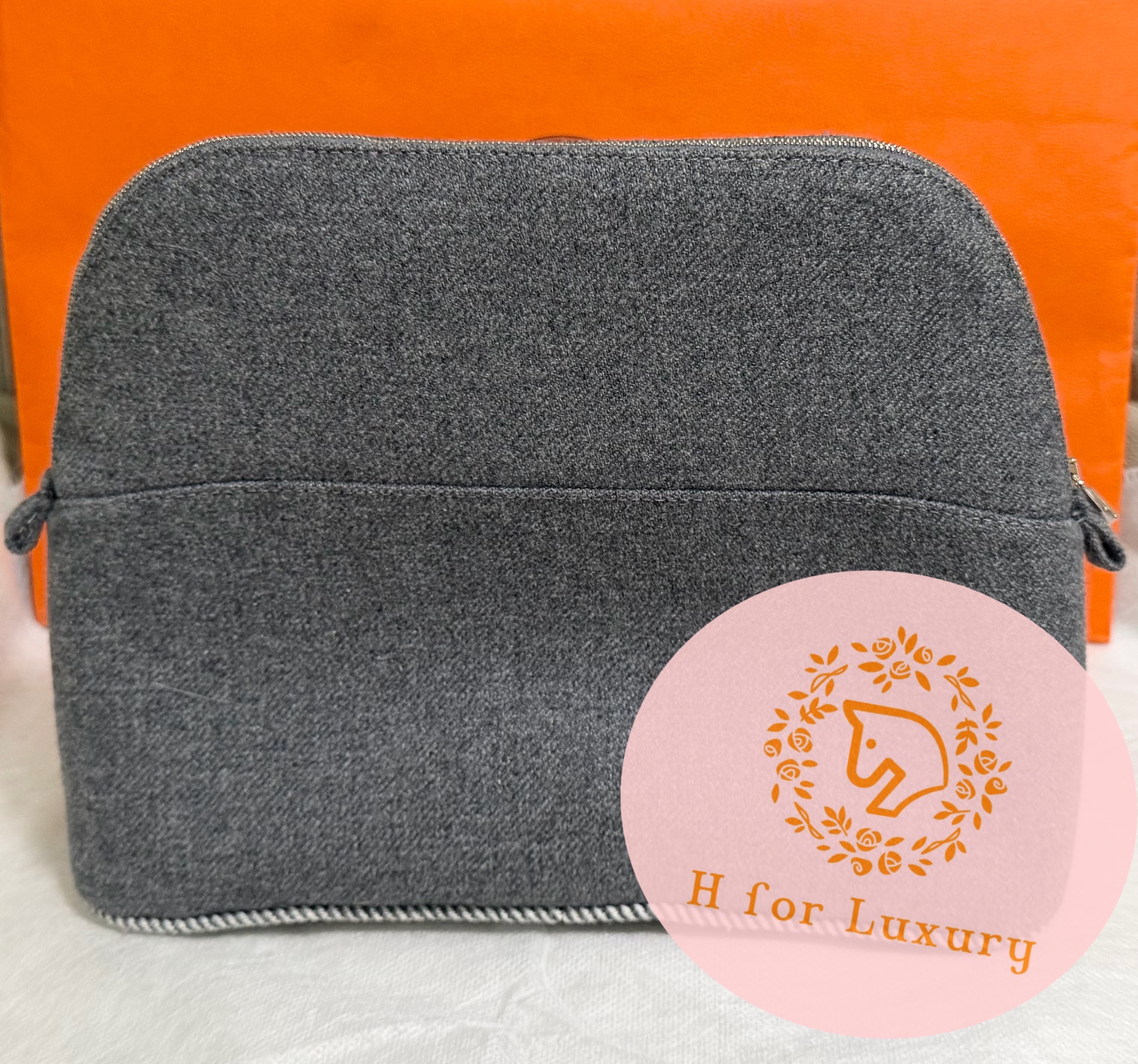 全新Hermes 愛瑪仕Bolide Animaux Nattes case 灰色拉鍊收納袋