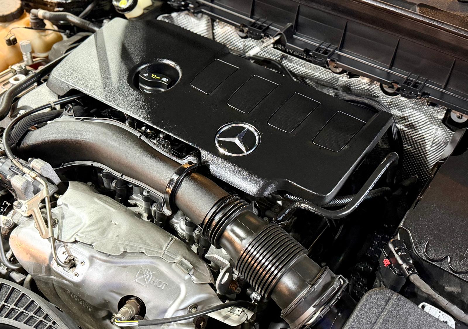Mercedes-Benz GLB250 4 MATIC 2020