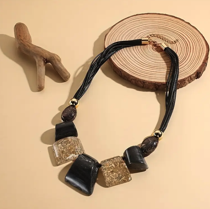 Vintage Charm Resin Statement Necklace