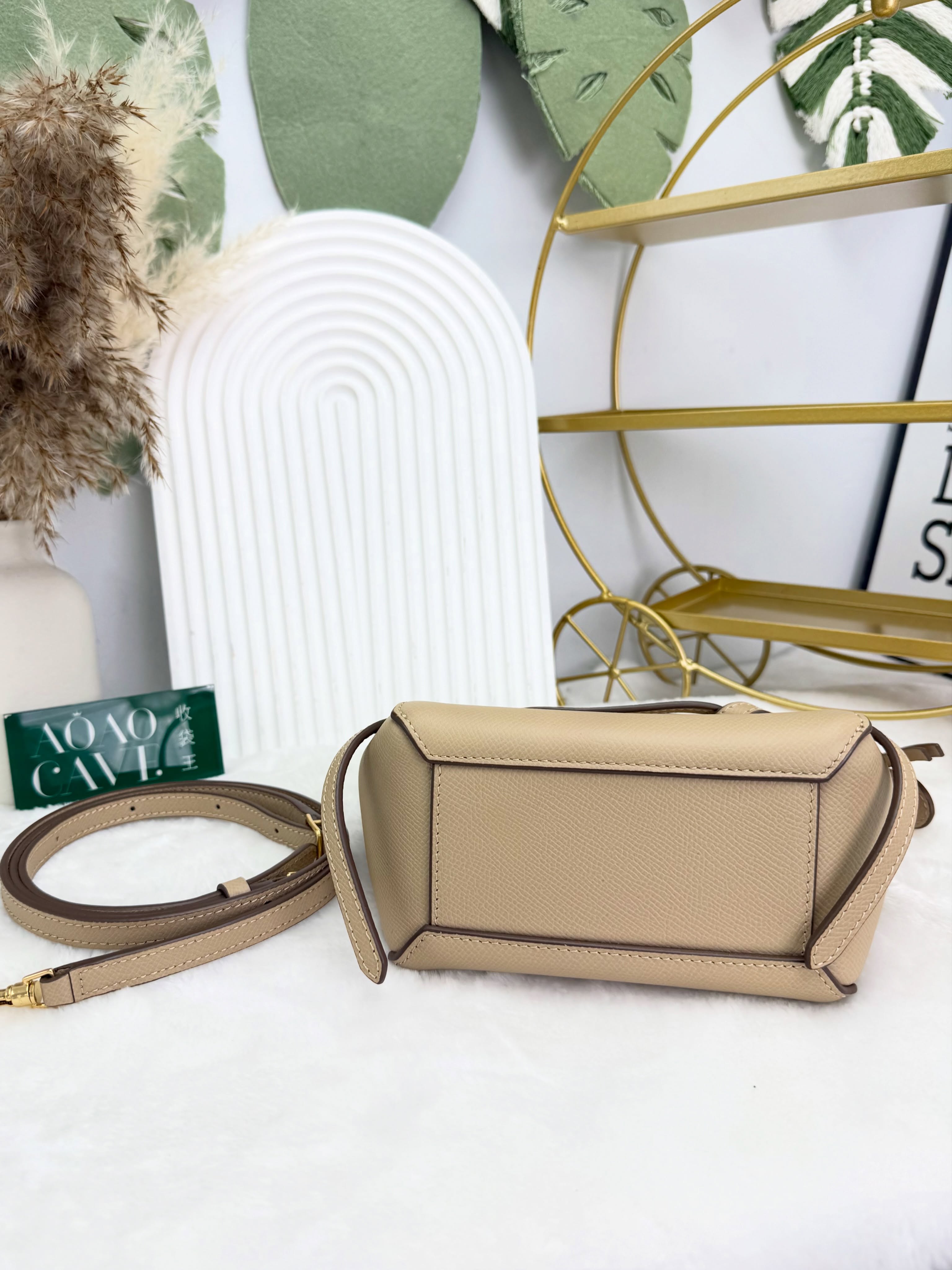 Celine👜 PRE OWNED 🛍️奶茶色Nano belt bag 有塵袋